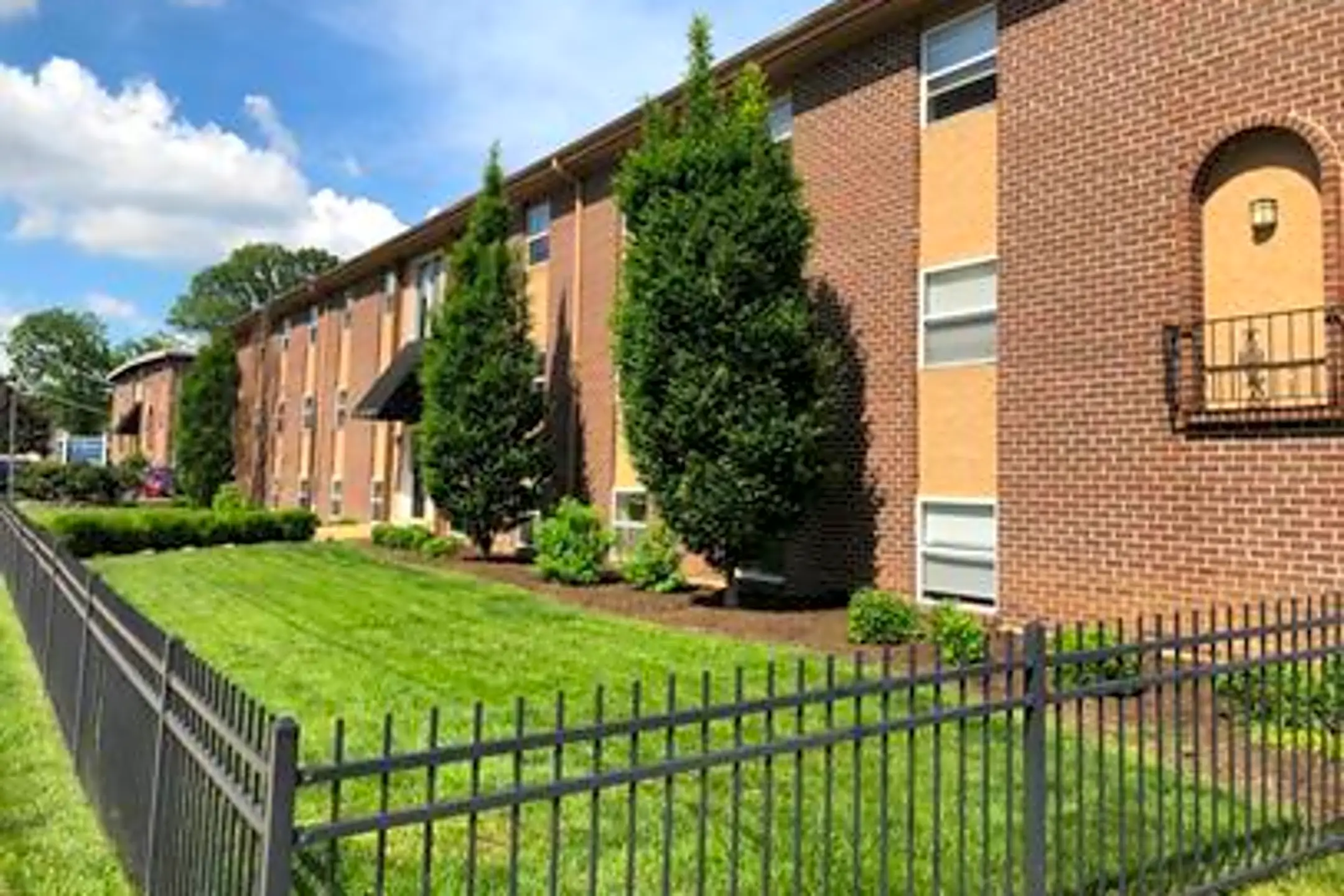 2050 Yale Ave Maplewood, MO Houses for Rent Rent.