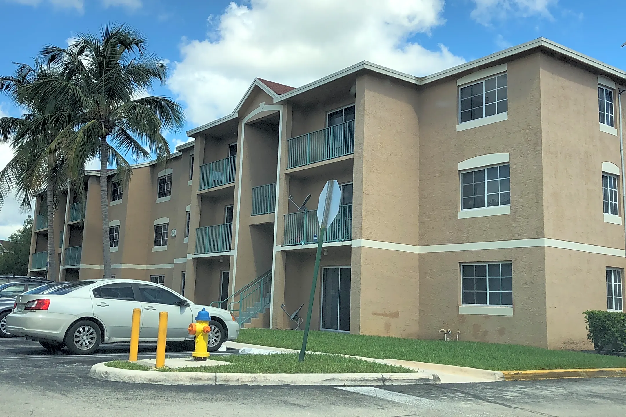 Hidden Cove Apartments - Miami, FL 33169