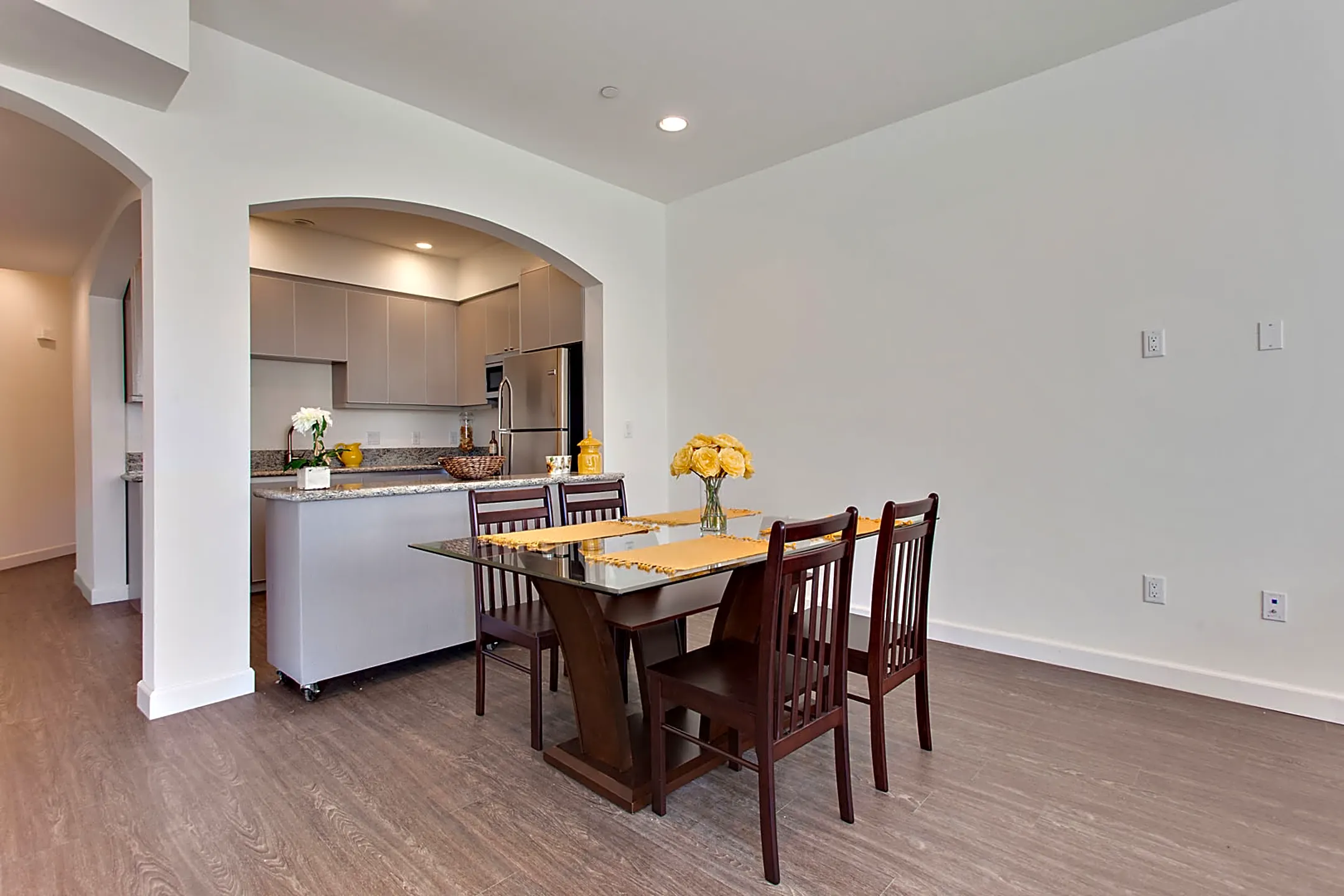 The Den on Levering 610 Levering Ave Los Angeles, CA Apartments for