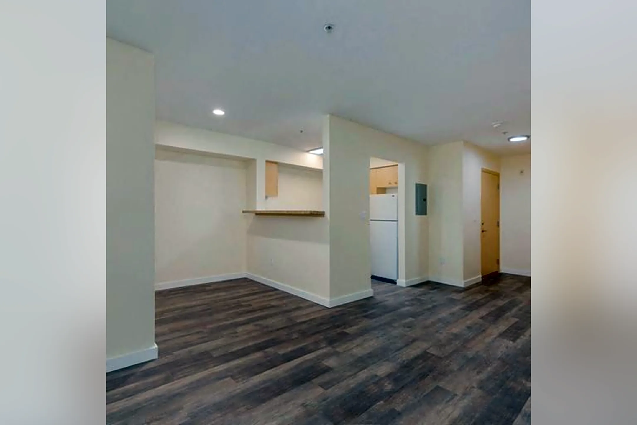 Sir Gallahad 11030 Main St Bellevue, WA Apartments for Rent Rent.