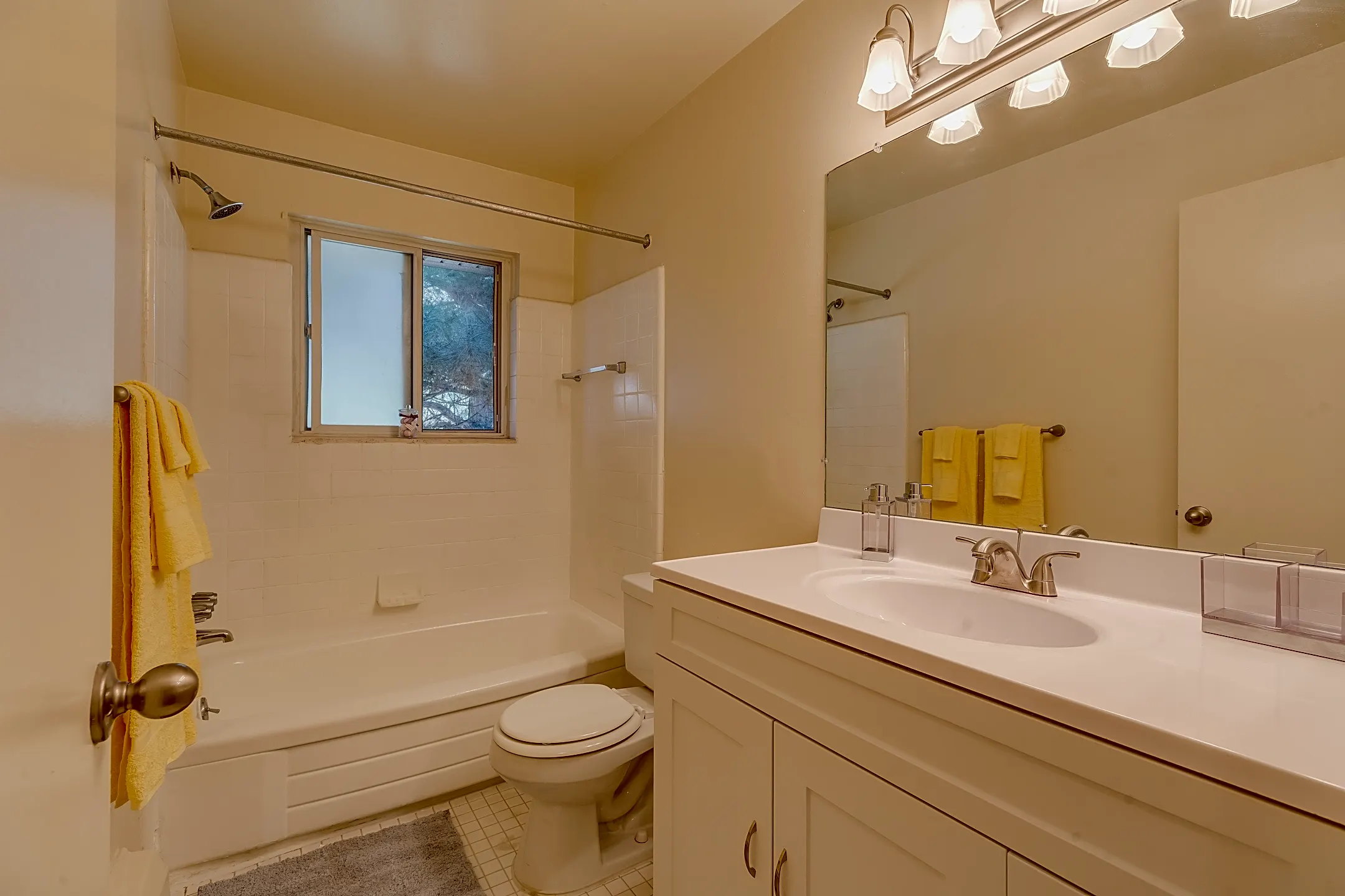 Stephenson House 27700 Stephenson Hwy Madison Heights, MI Apartments for Rent Rent.