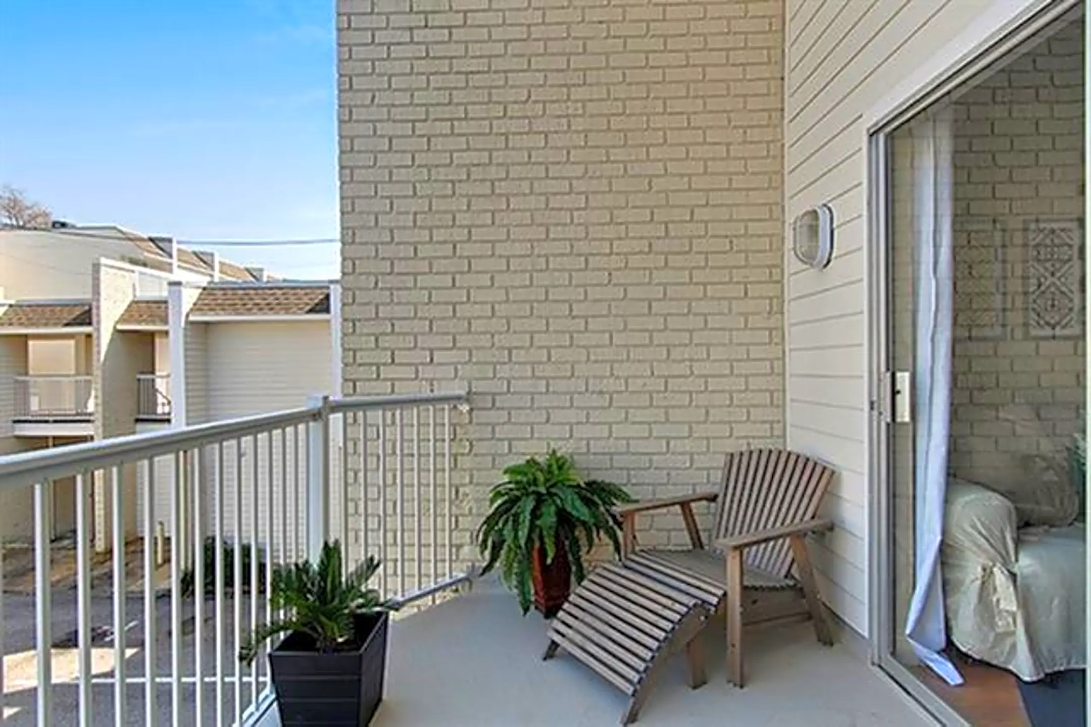 MetroView Condominiums 3805 Houma Blvd Metairie, LA Condos for Rent