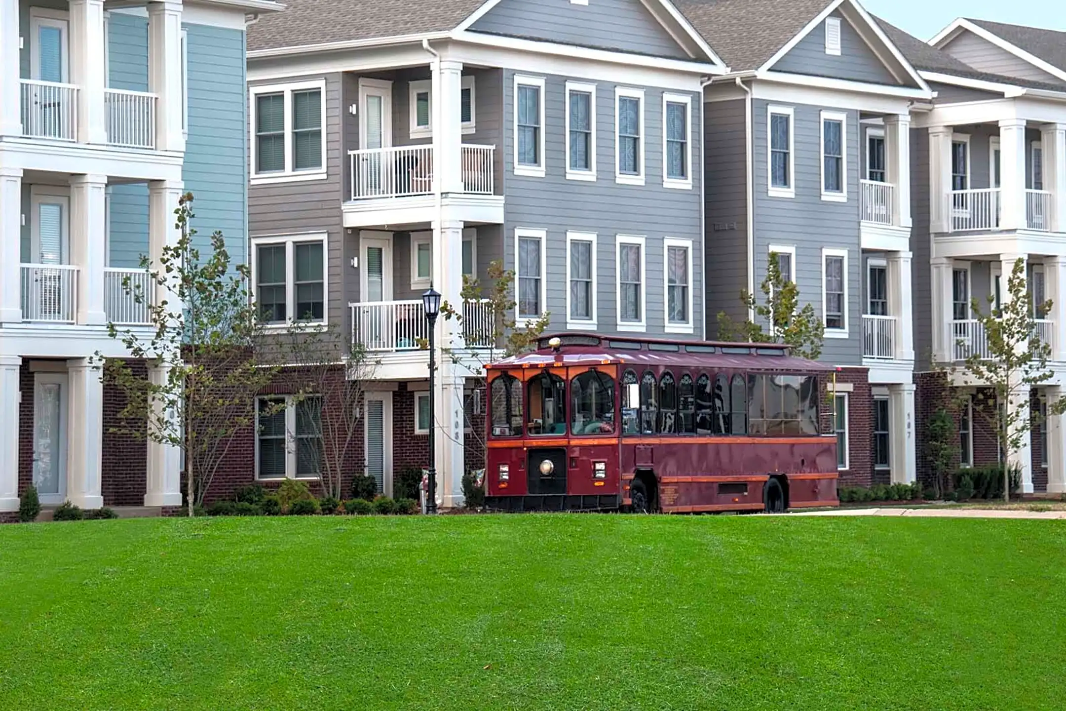 Veranda at Norton Commons 9506 Civic Way Prospect, KY Apartments for Rent Rent.