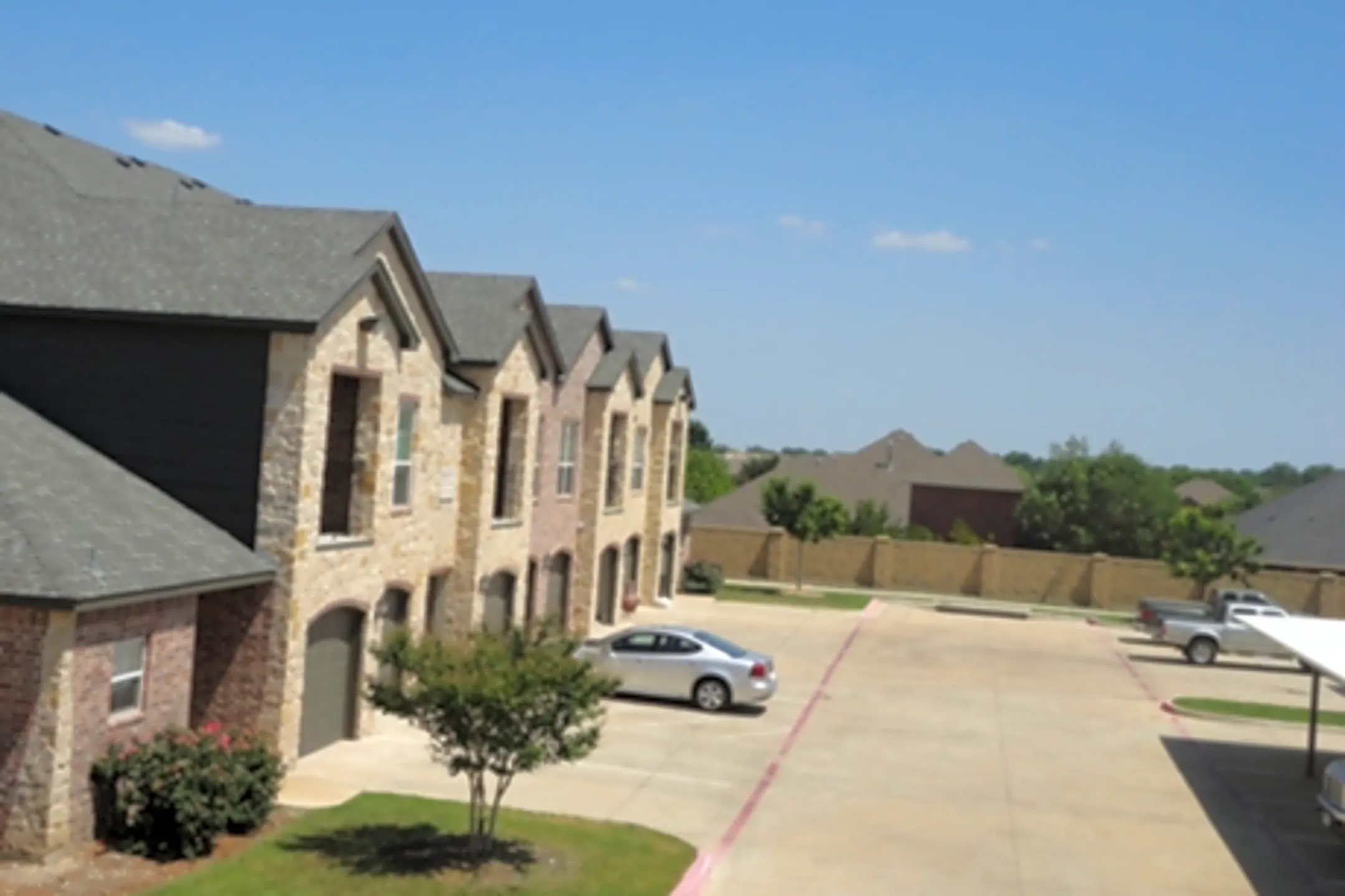 bella-vita-apartment-homes-apartments-waxahachie-tx-75165