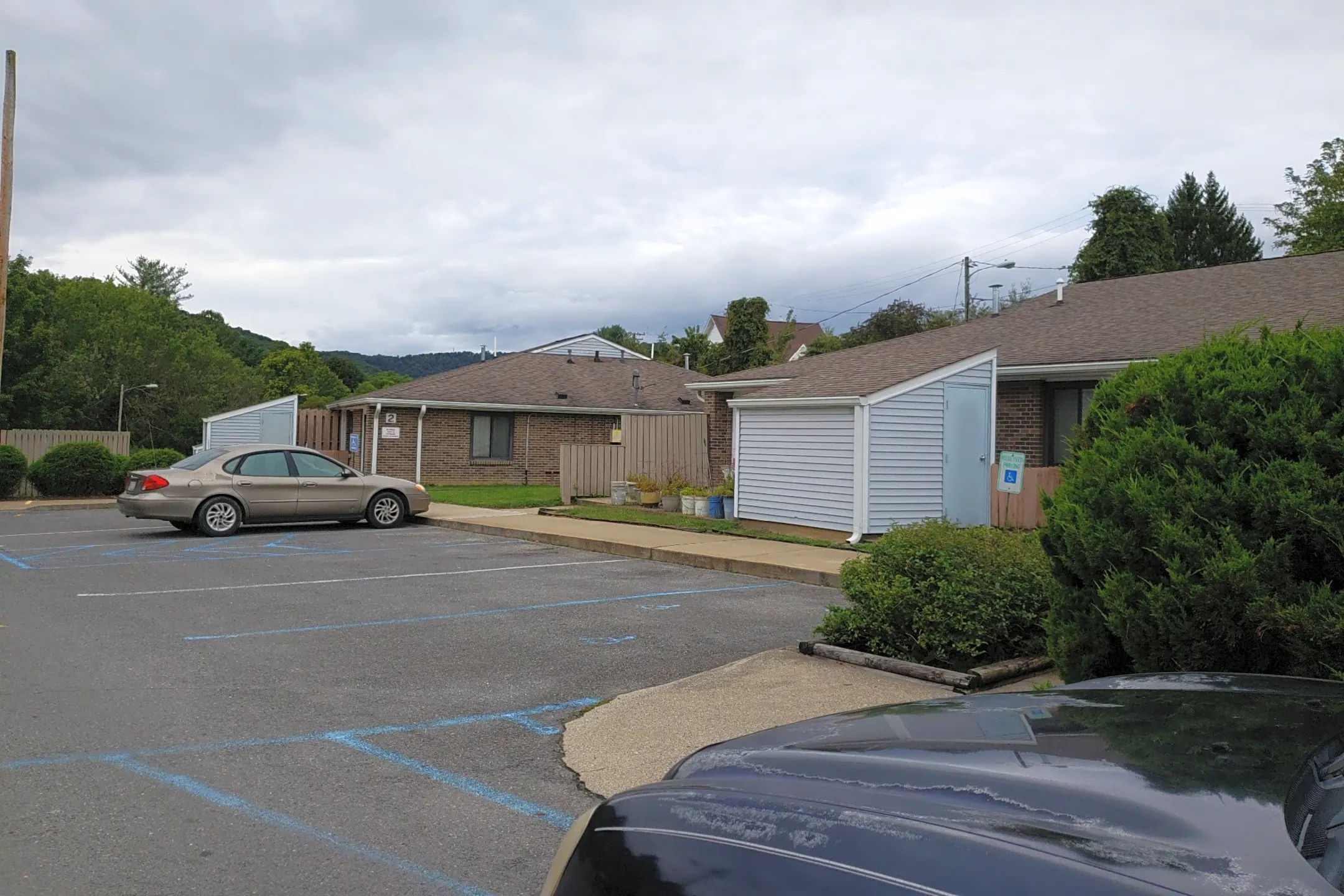 Midtown Terrace MT HOPE HOUSING AUTHORITY Mount Hope, WV Apartments