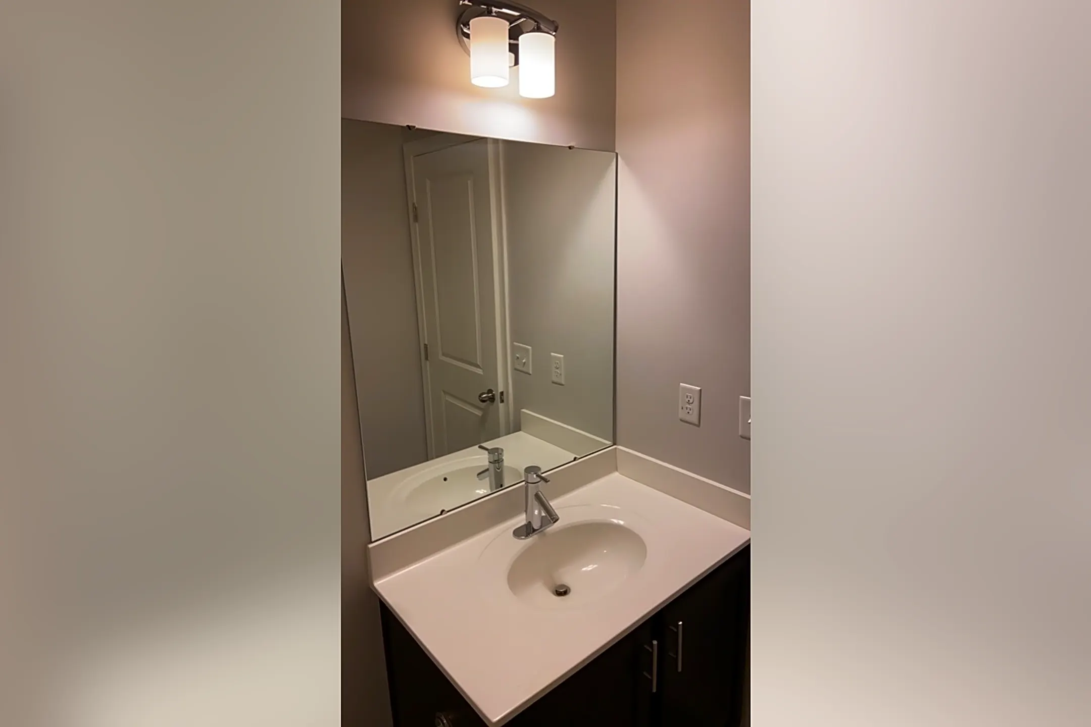Bathroom - 9582 Tahoe Dr - Dayton, OH