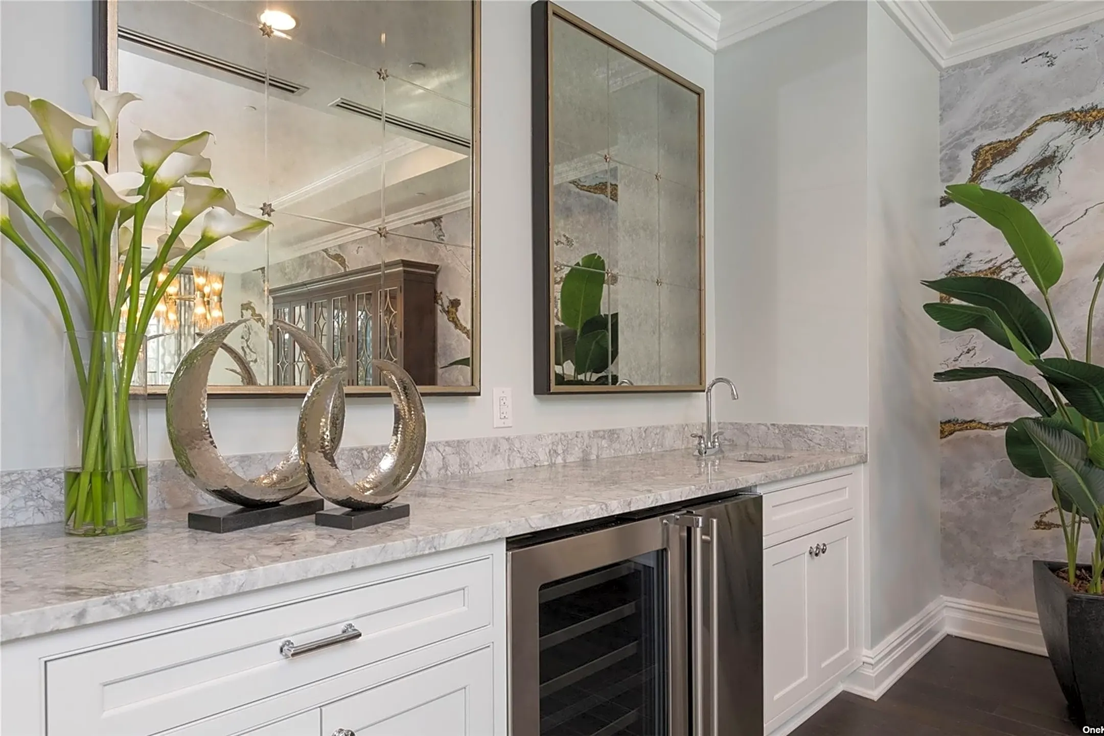 3000 Royal Ct #3211 - North Hills, NY