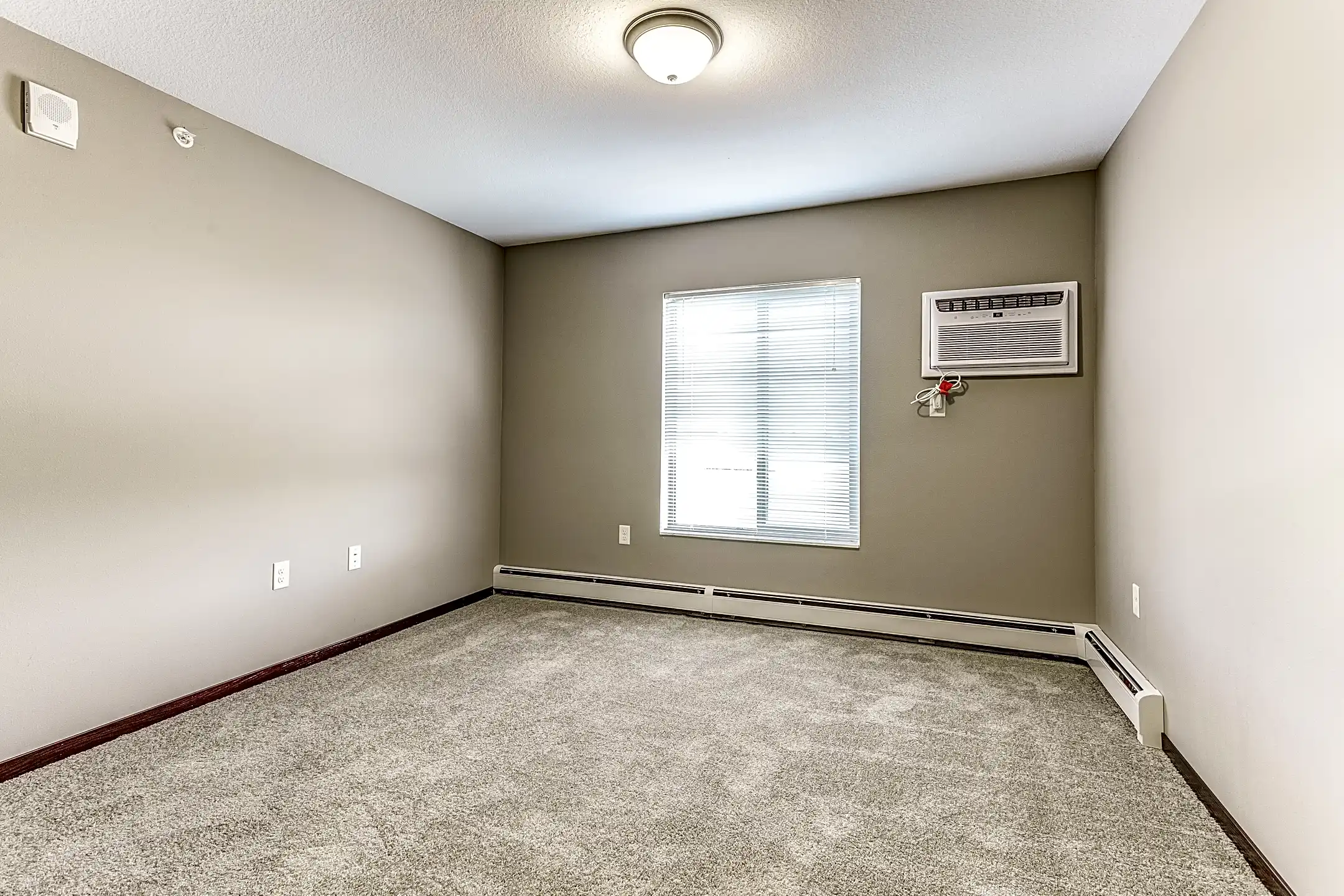 Panther Heights Glencoe, MN 55336