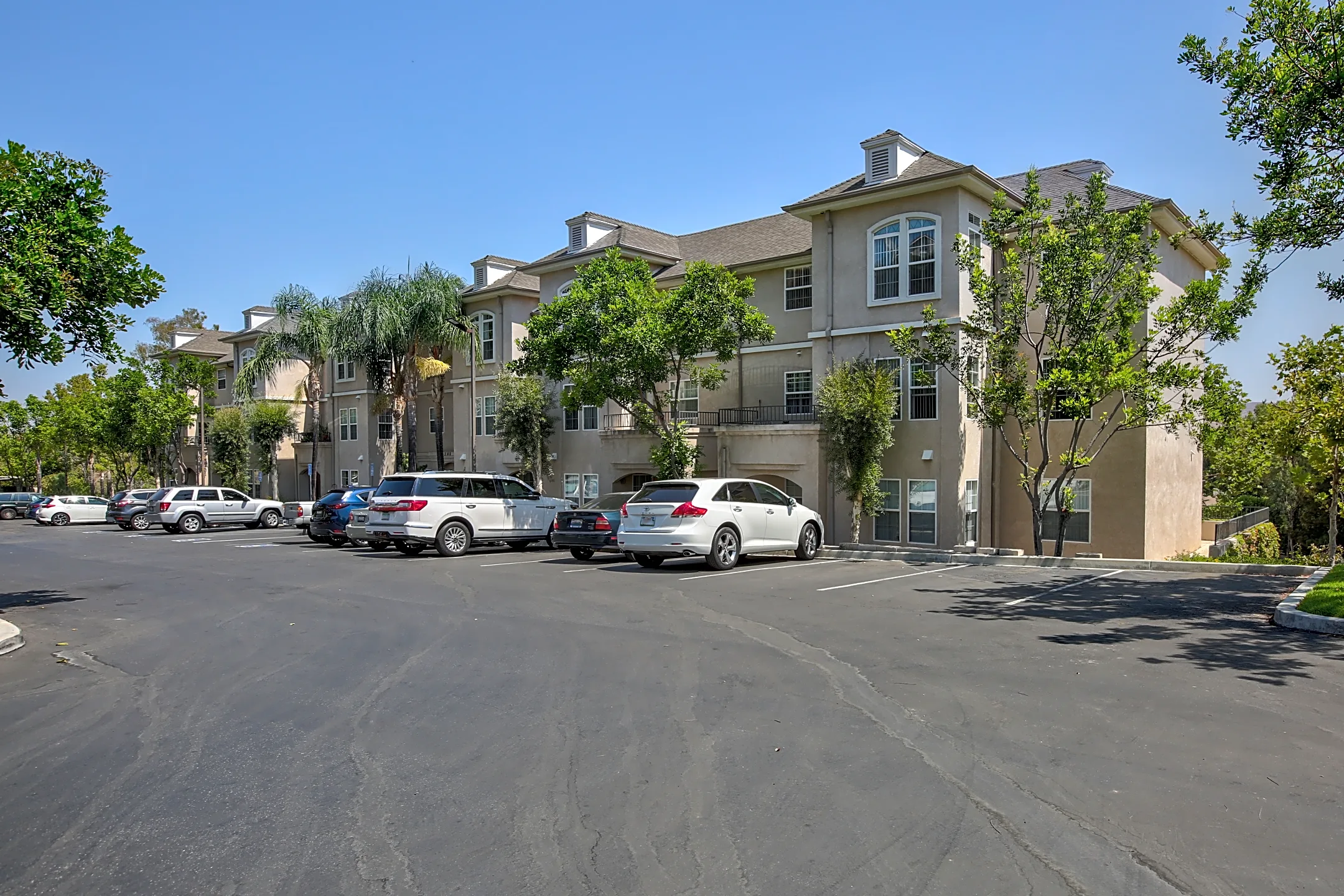 Orange Park Heights Senior Living - Orange, CA 92869