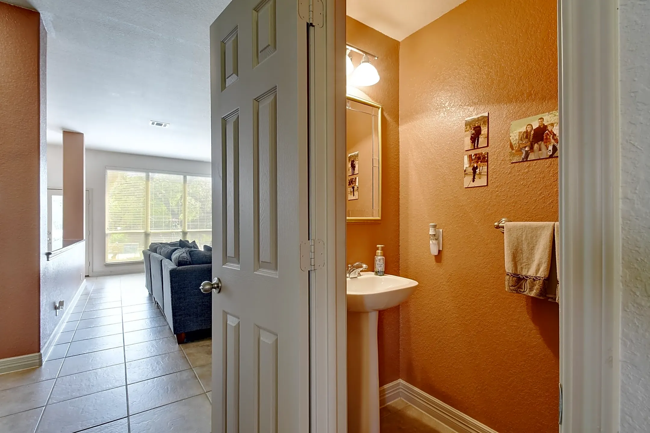 15814 Hachita Blanco Helotes, TX Houses for Rent Rent.