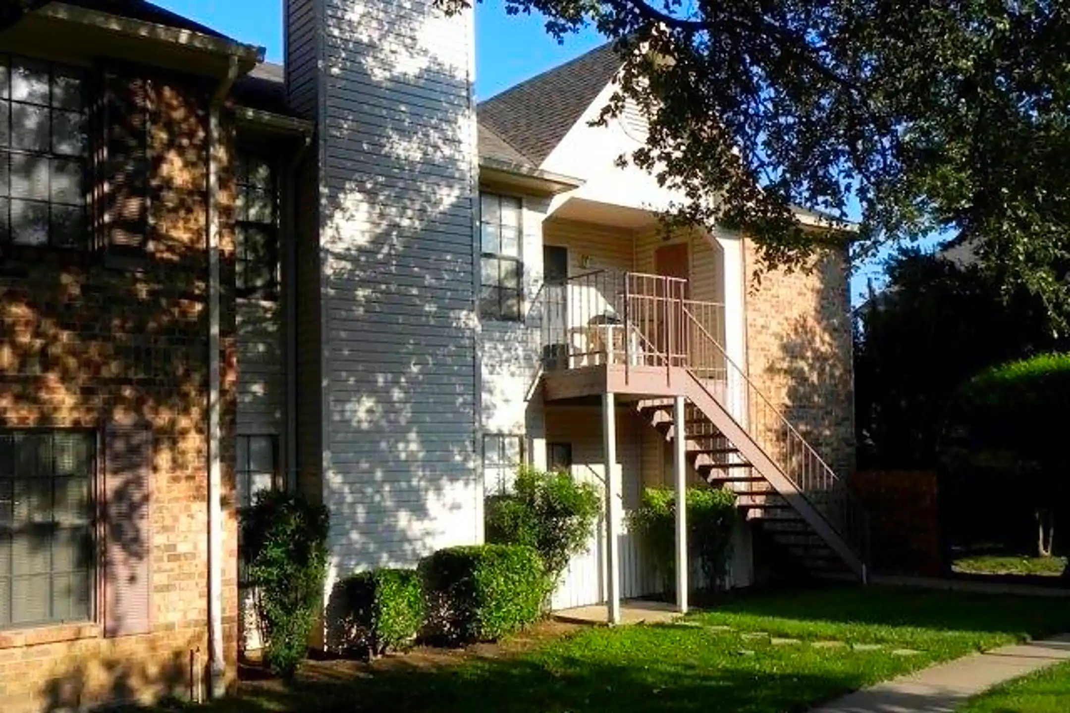 Hebron Oaks Apartments 1930 E Hebron Pkwy Carrollton, TX Apartments