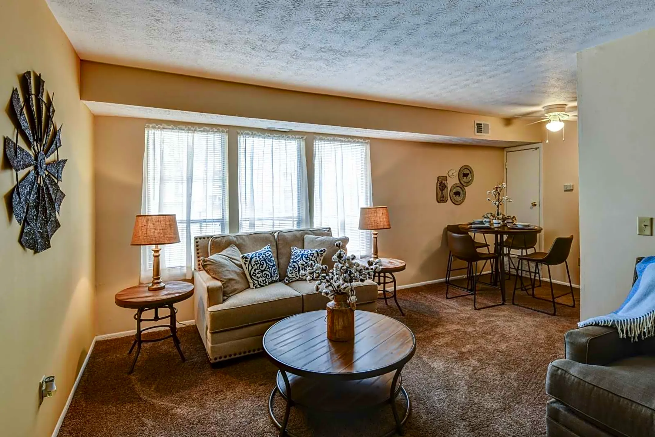 Living Room - Lake Eden Apartments and Townhomes - Columbus, OH