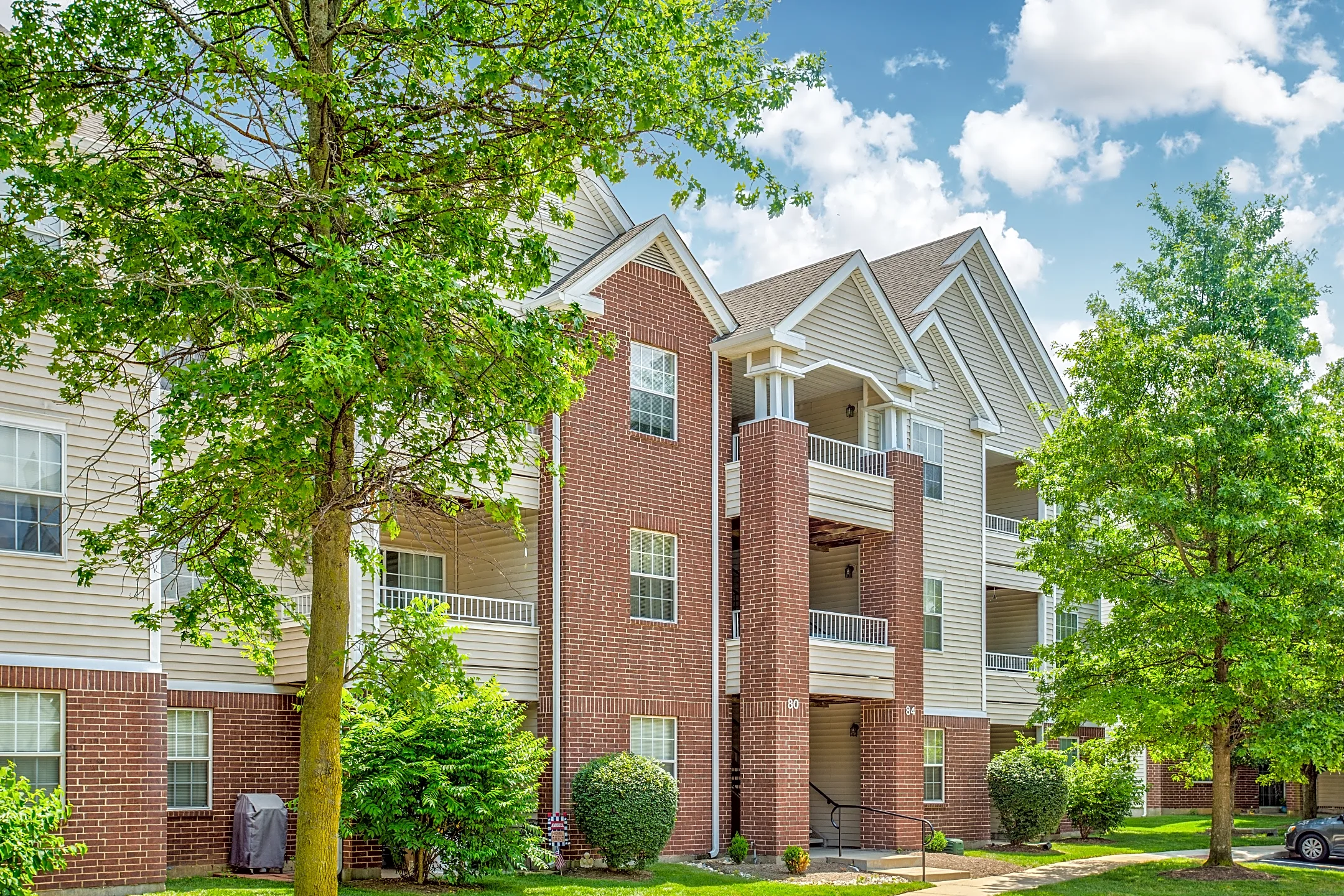 Carriage Place Apartments - 98 Waterside Dr | Grover, MO for Rent | Rent.