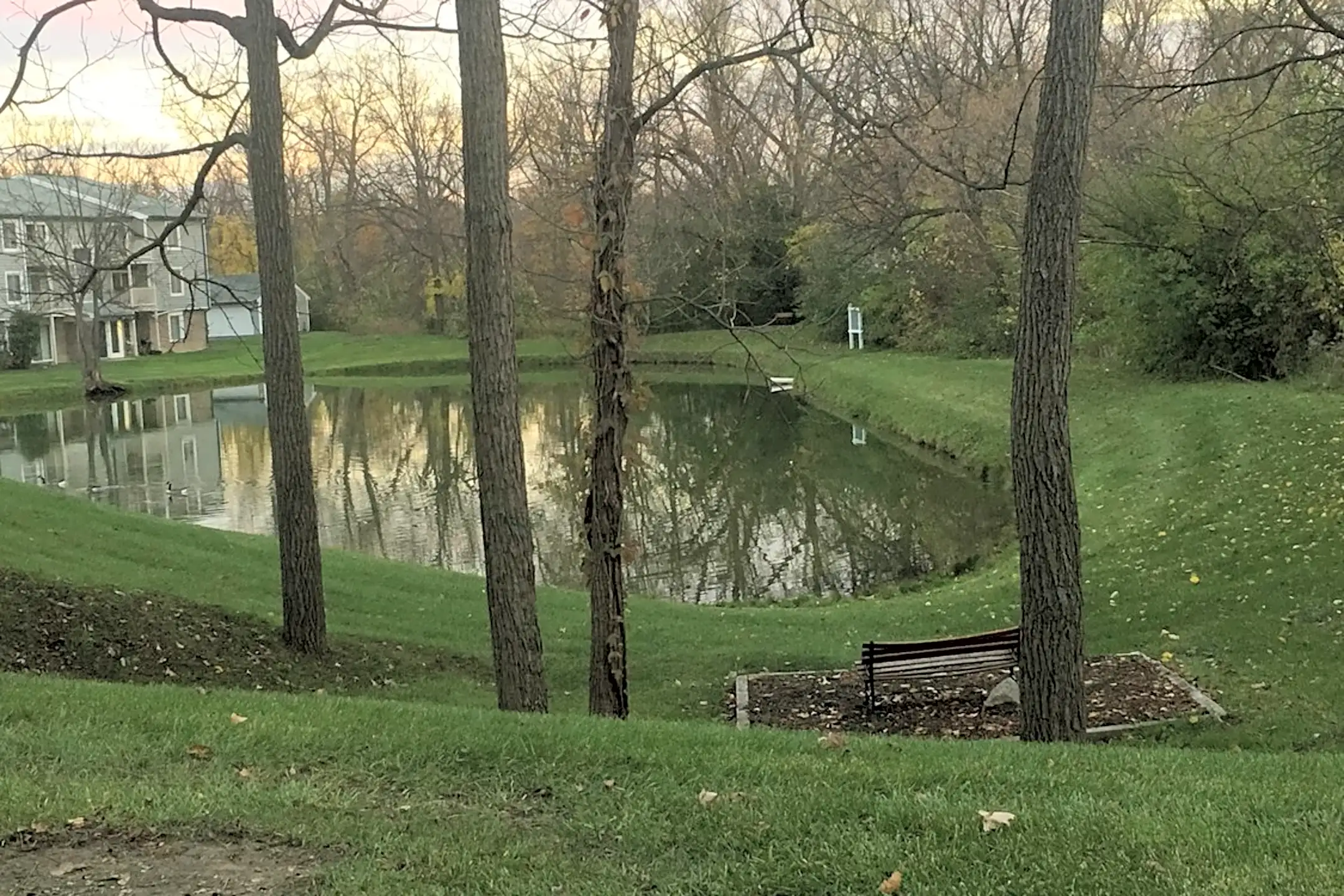 Lakeview Apartments of Farmington Hills Farmington Hills, MI 48336