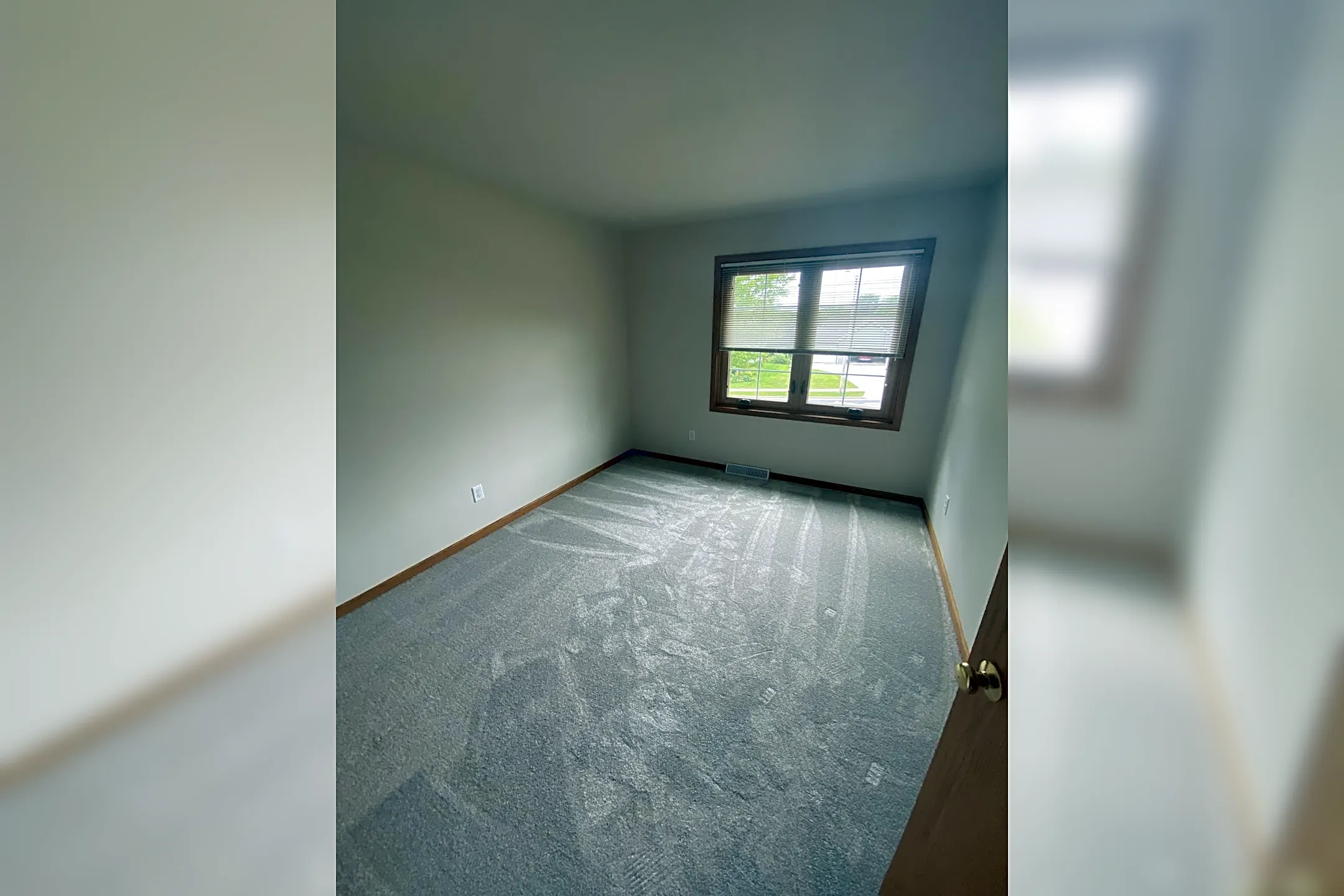 636 W Briarknoll Ct Saukville, WI Houses for Rent Rent.