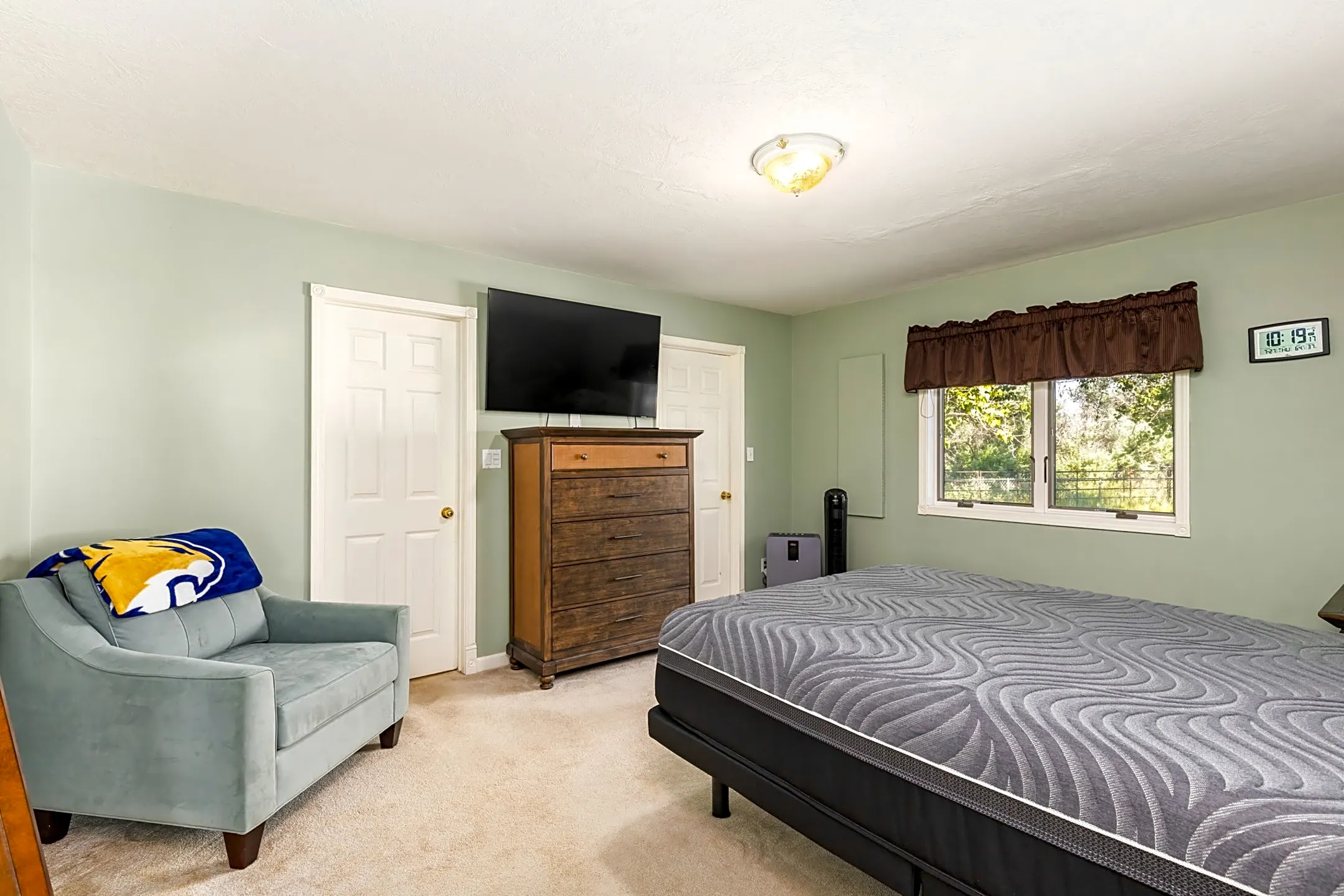 Bedroom - 412 27th St NW - Great Falls, MT