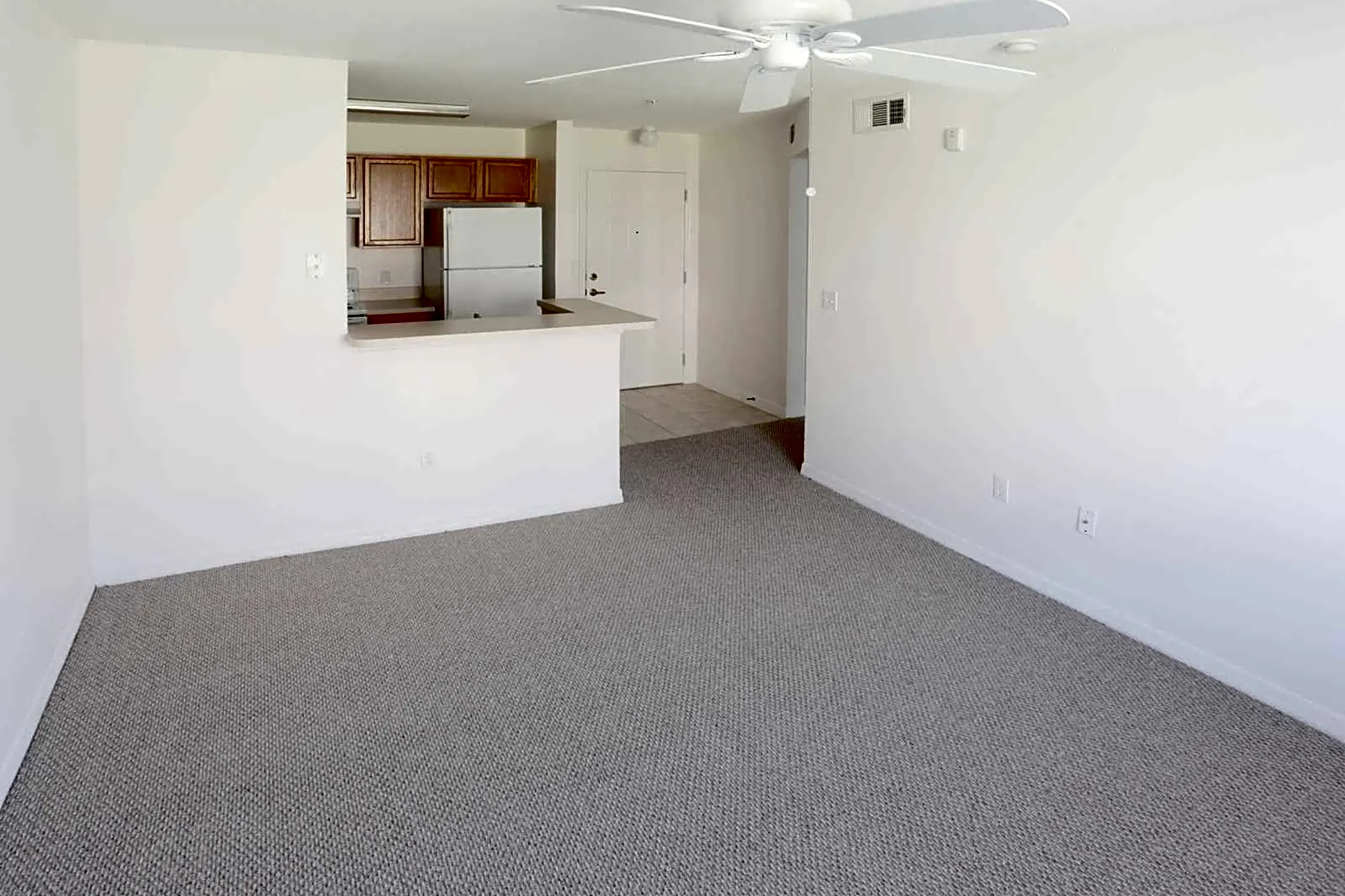 Living Room - Lake Point Apartments- Senior Housing - Tavares, FL