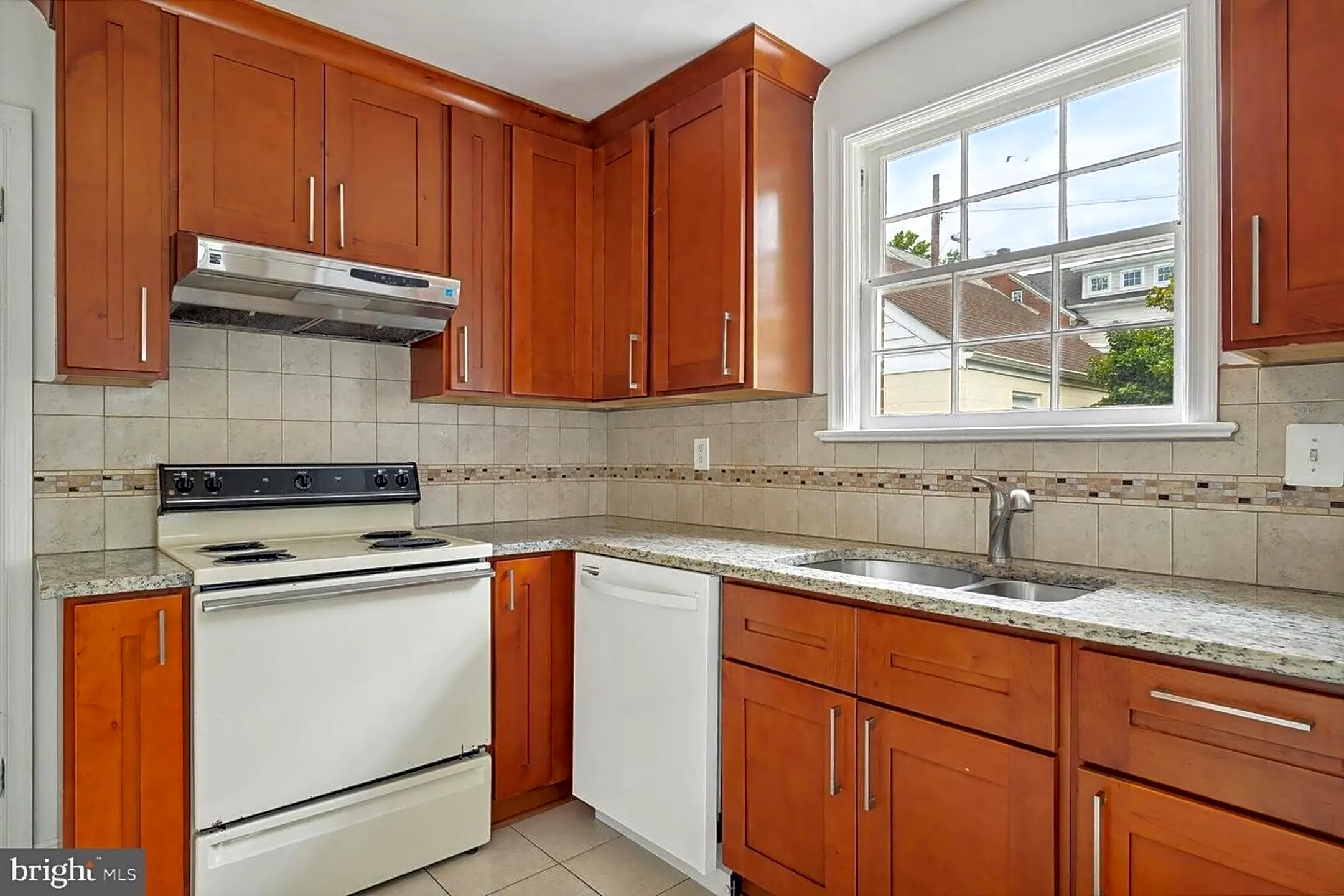 Kitchen - 4319 Ellicott St NW - Washington, DC