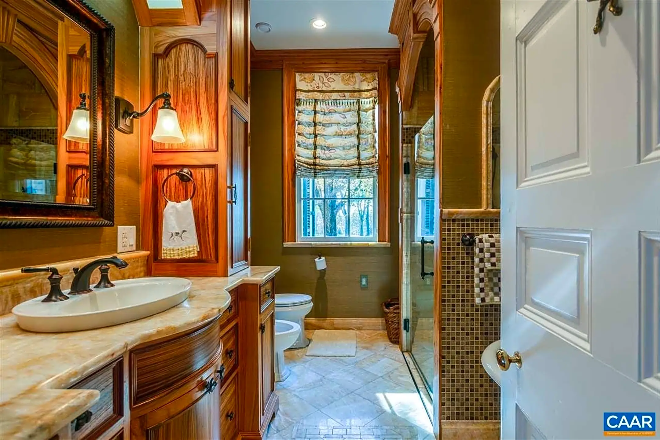 Bathroom - 2028 Chellowe Rd - Dillwyn, VA