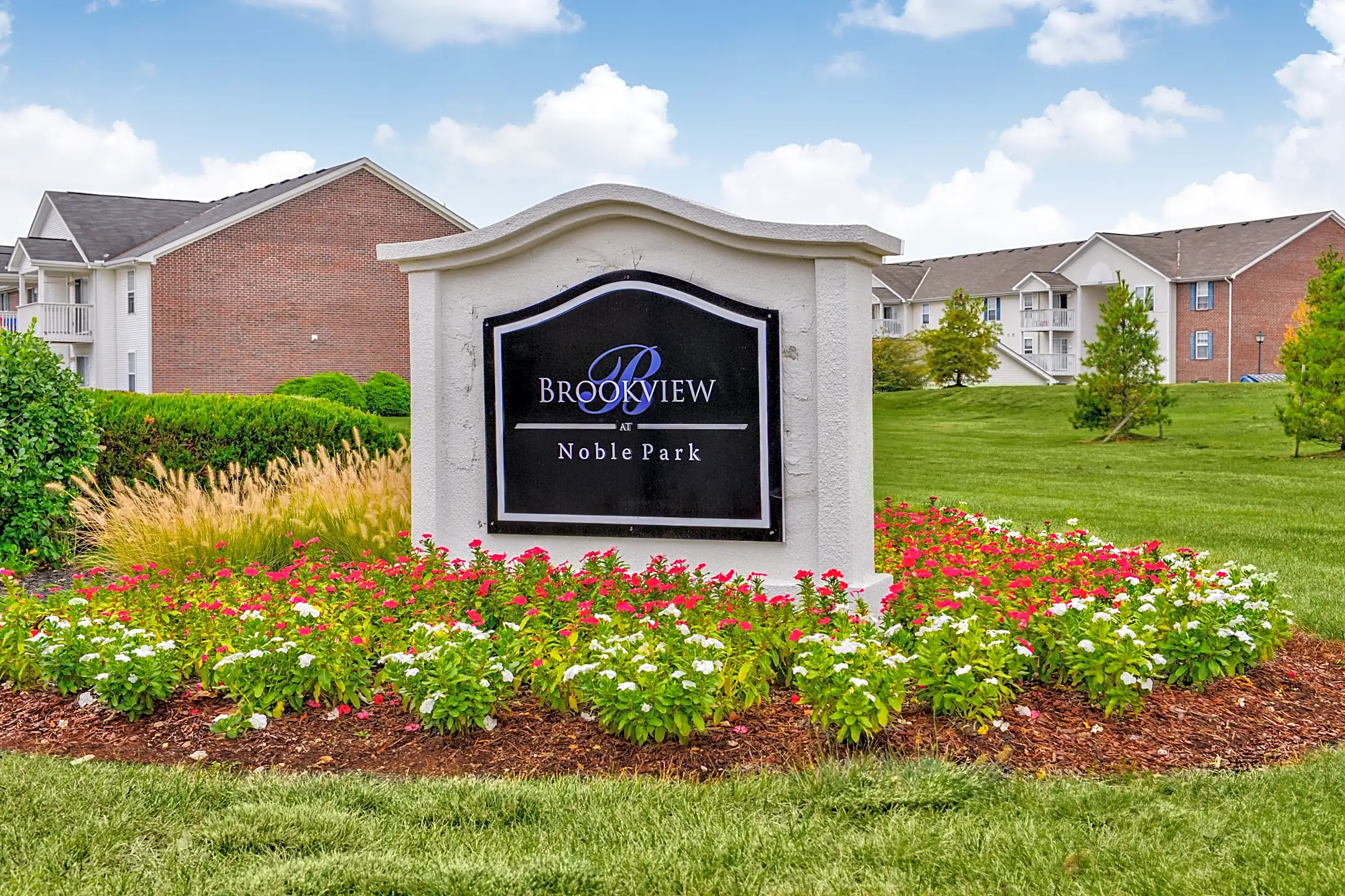 Brookview Apartments 5418 Arbrook Columbus, OH Apartments for Rent
