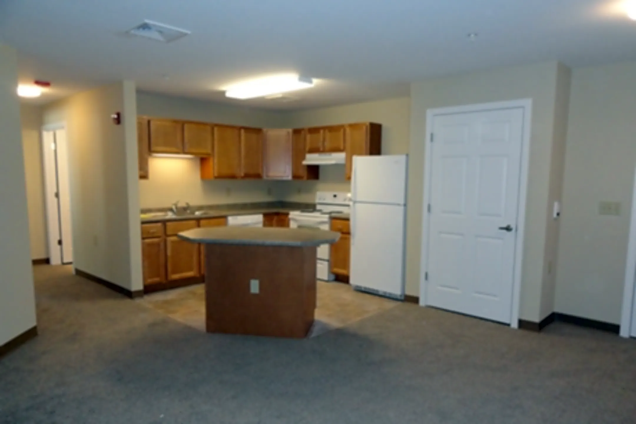 The Residences on Mystic Knoll 40 Abbey Lane Goffstown, NH