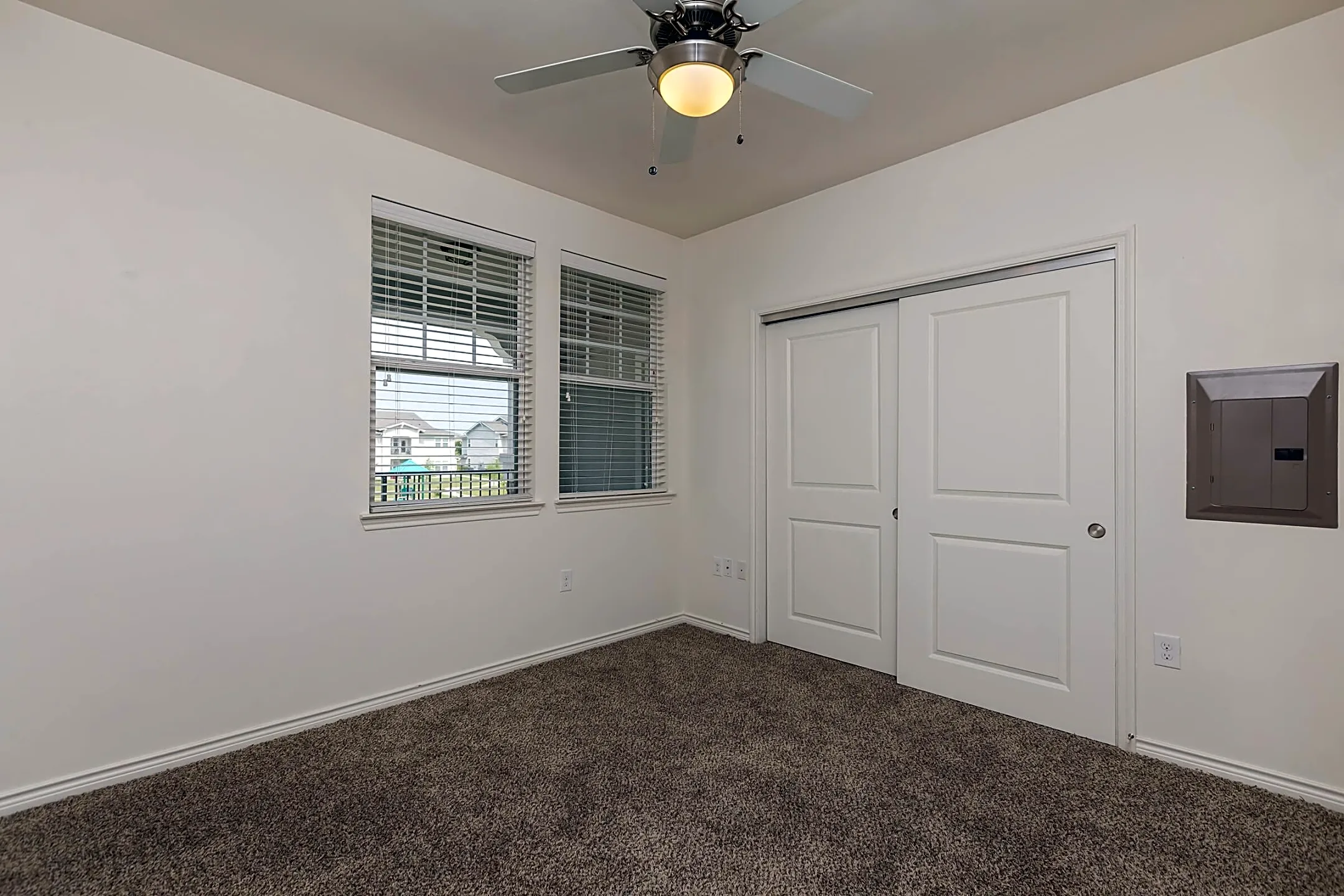 Avondale Apartments - Haslet, TX 76052