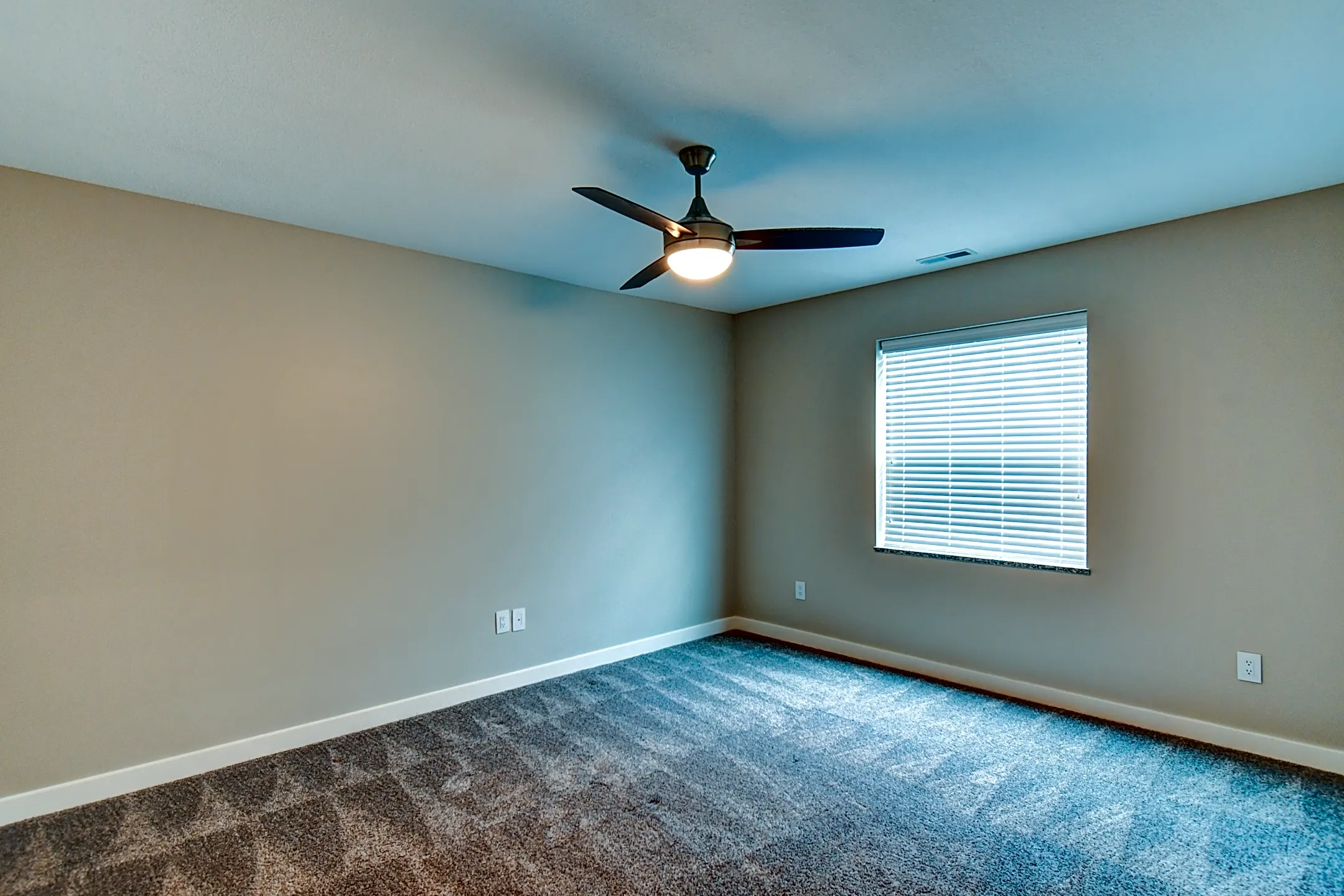 The Townhomes of Liberty Ridge 160 Colonial Drive, Findlay Findlay