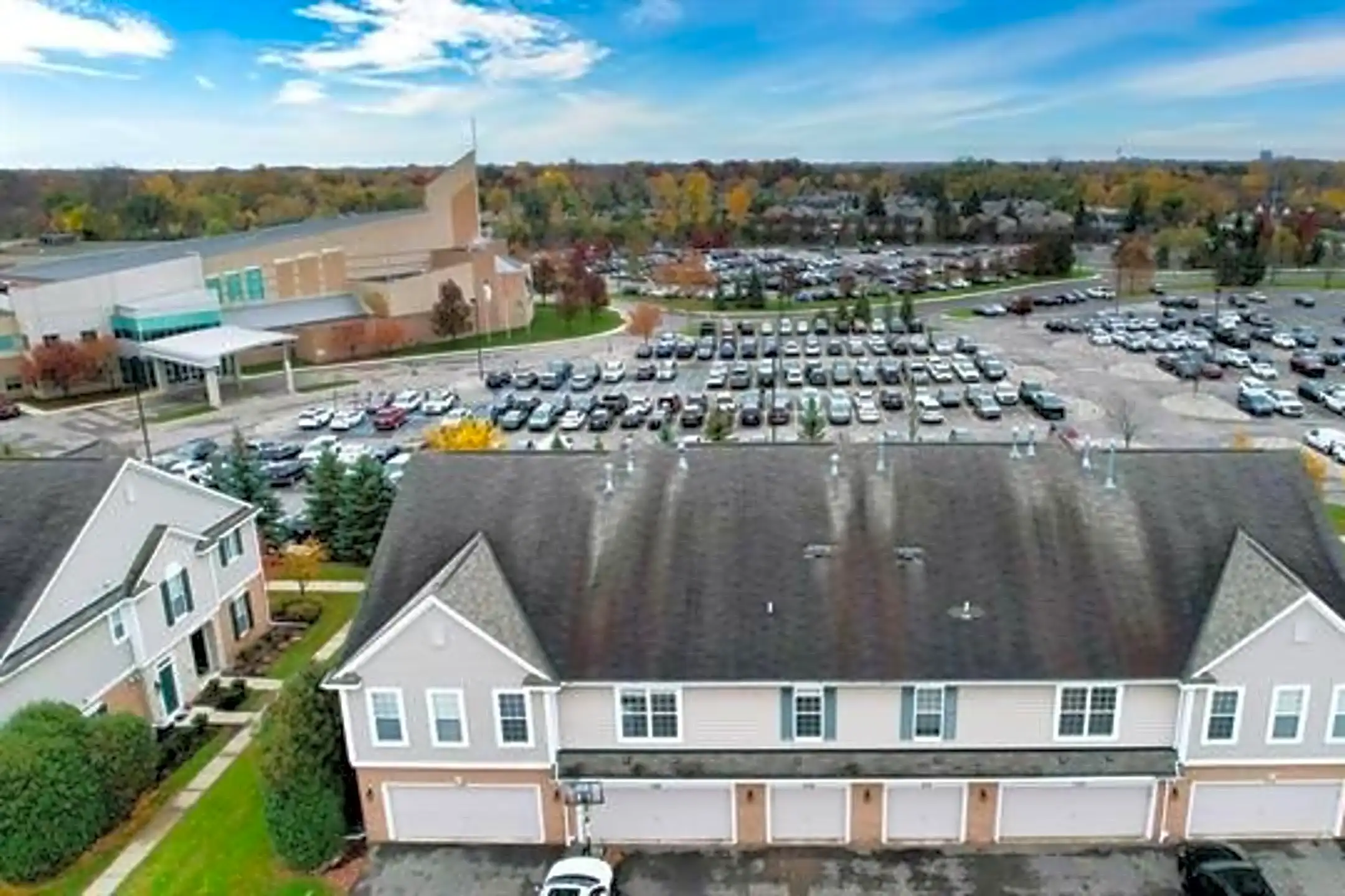 1156 Alameda Blvd Condos Troy, MI 48085