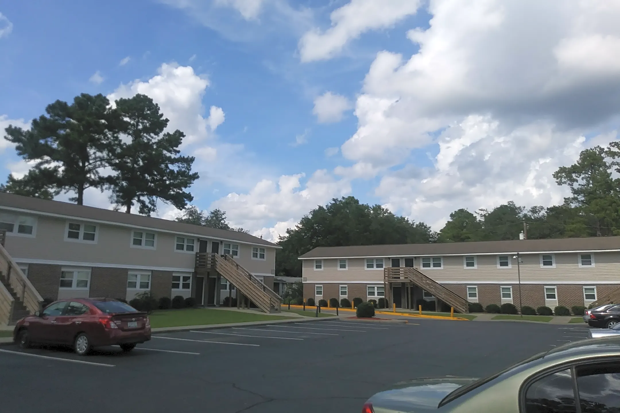 Eme Apartments Of Conway