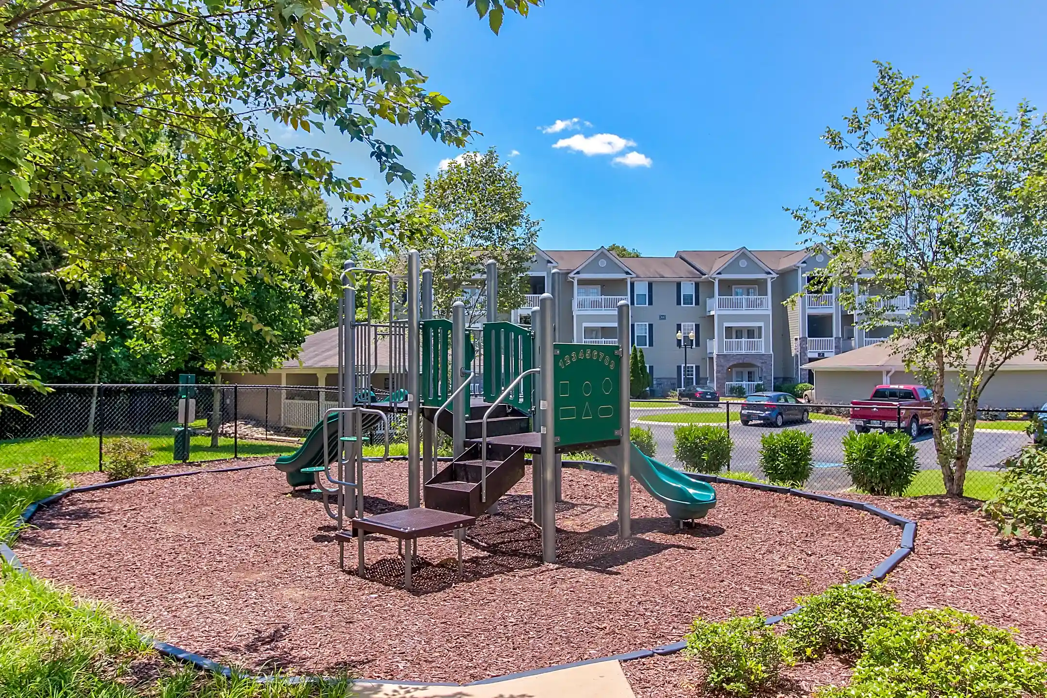 Monarch Apartment Homes Chattanooga, TN 37421