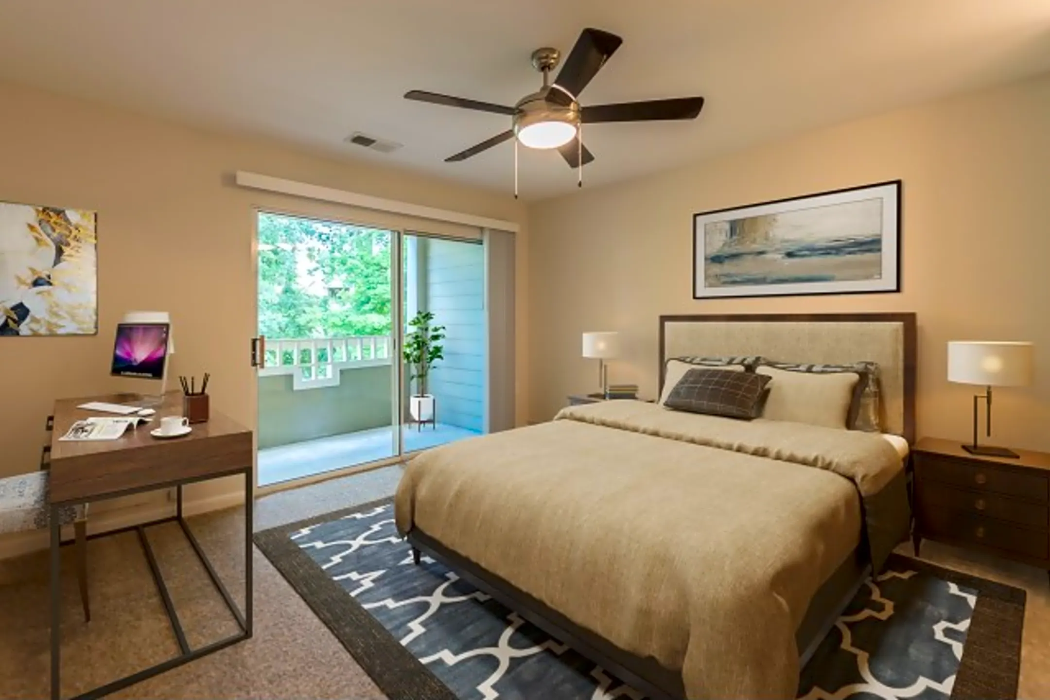 Bedroom - Ellipse at Fairfax Corner - Fairfax, VA