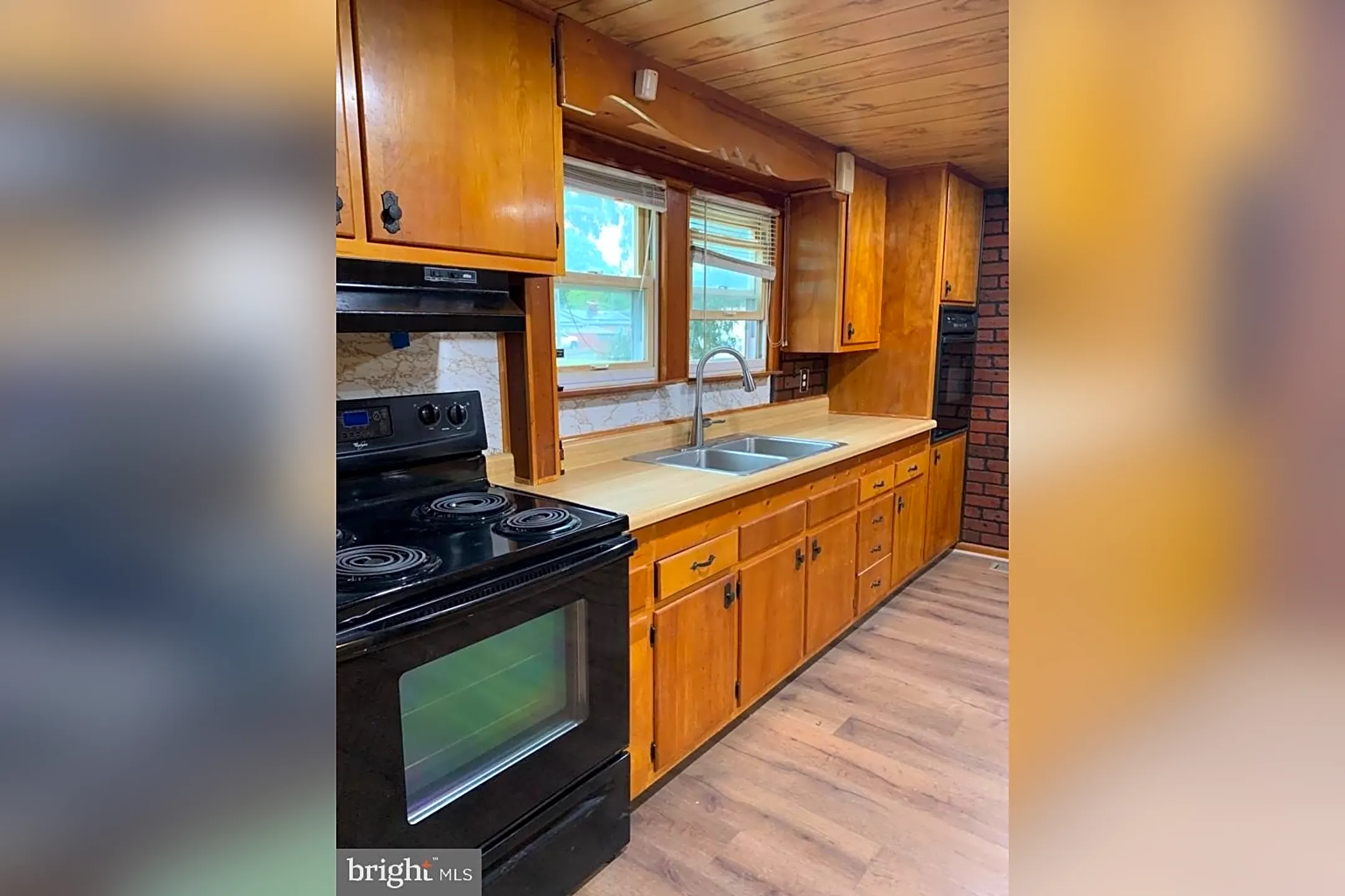 Kitchen - 8657 Fort Foote Rd - Fort Washington, MD