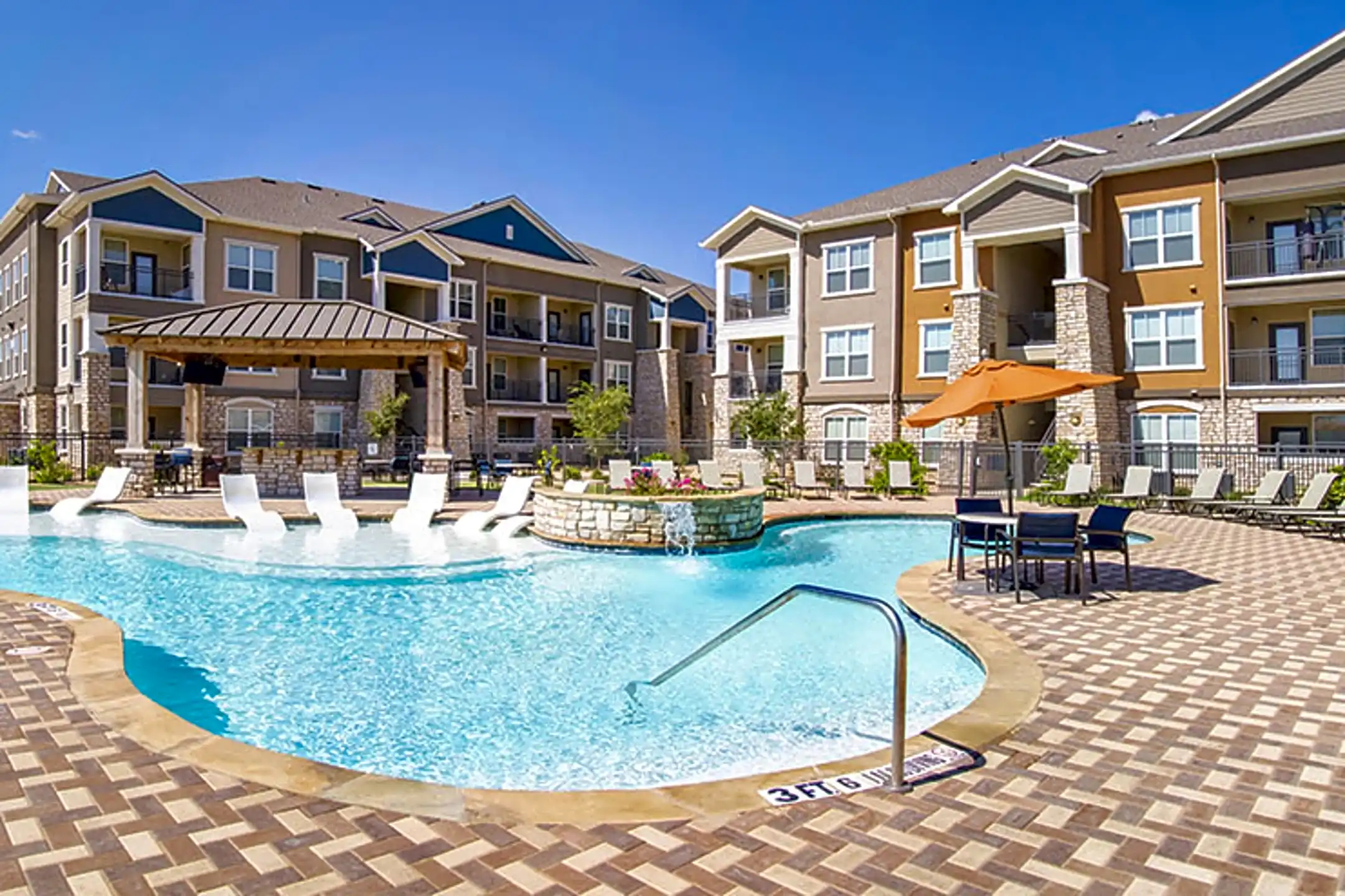 Oasis at Pavilion Park Midland, TX 79705