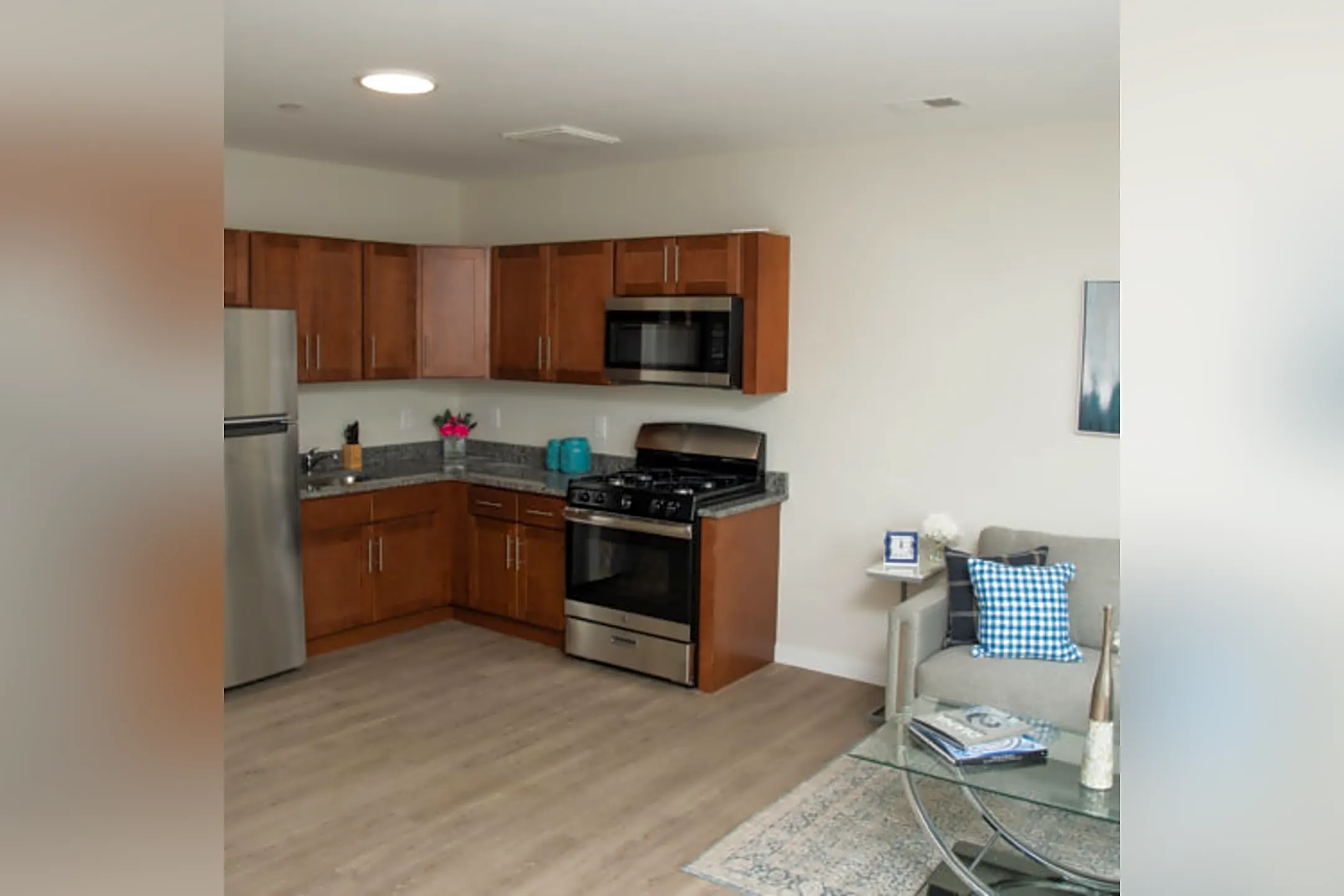 The Delaware Edge 329 West State Street Trenton, NJ Apartments for