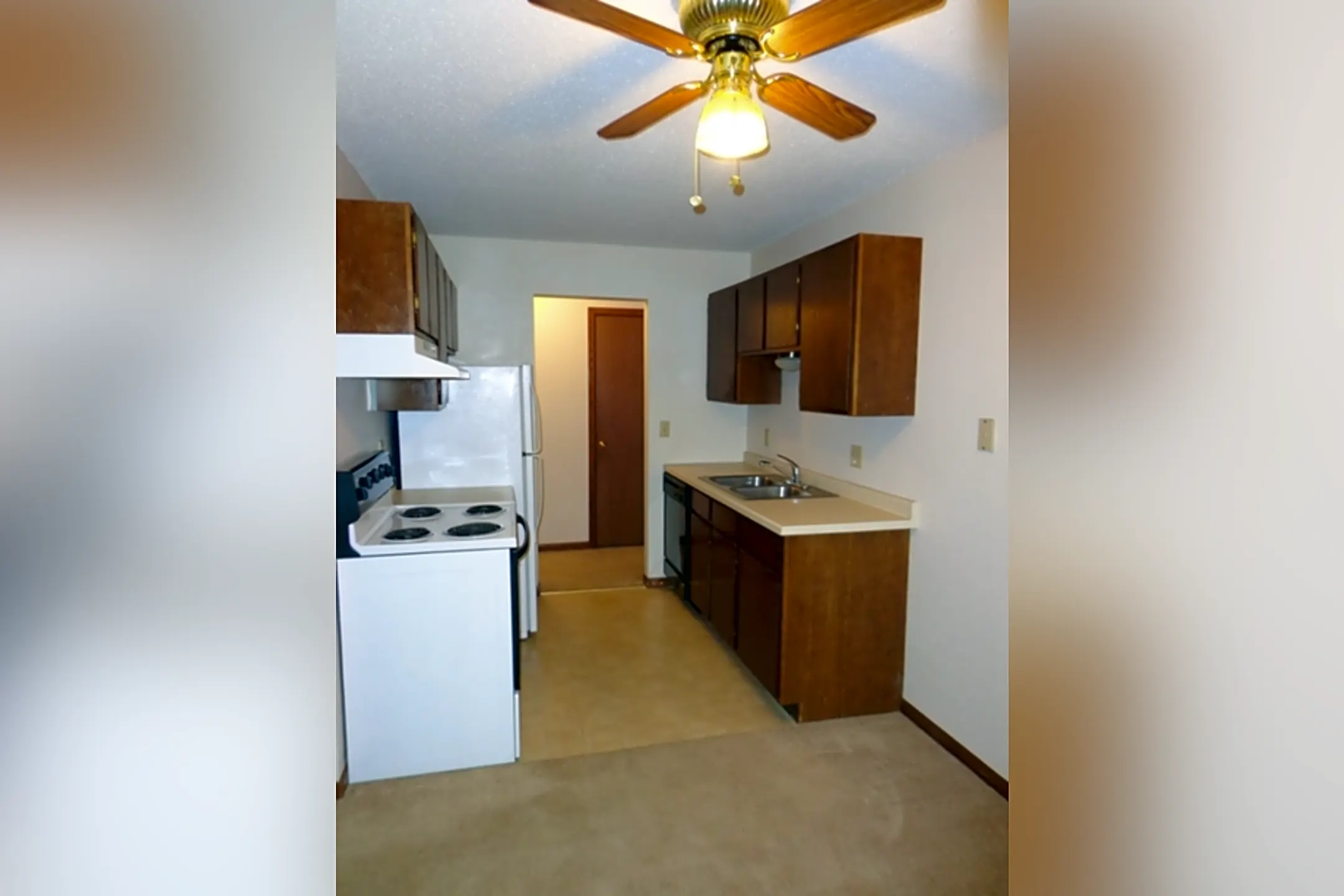Oak Place Apartments Kimball, MN 55353