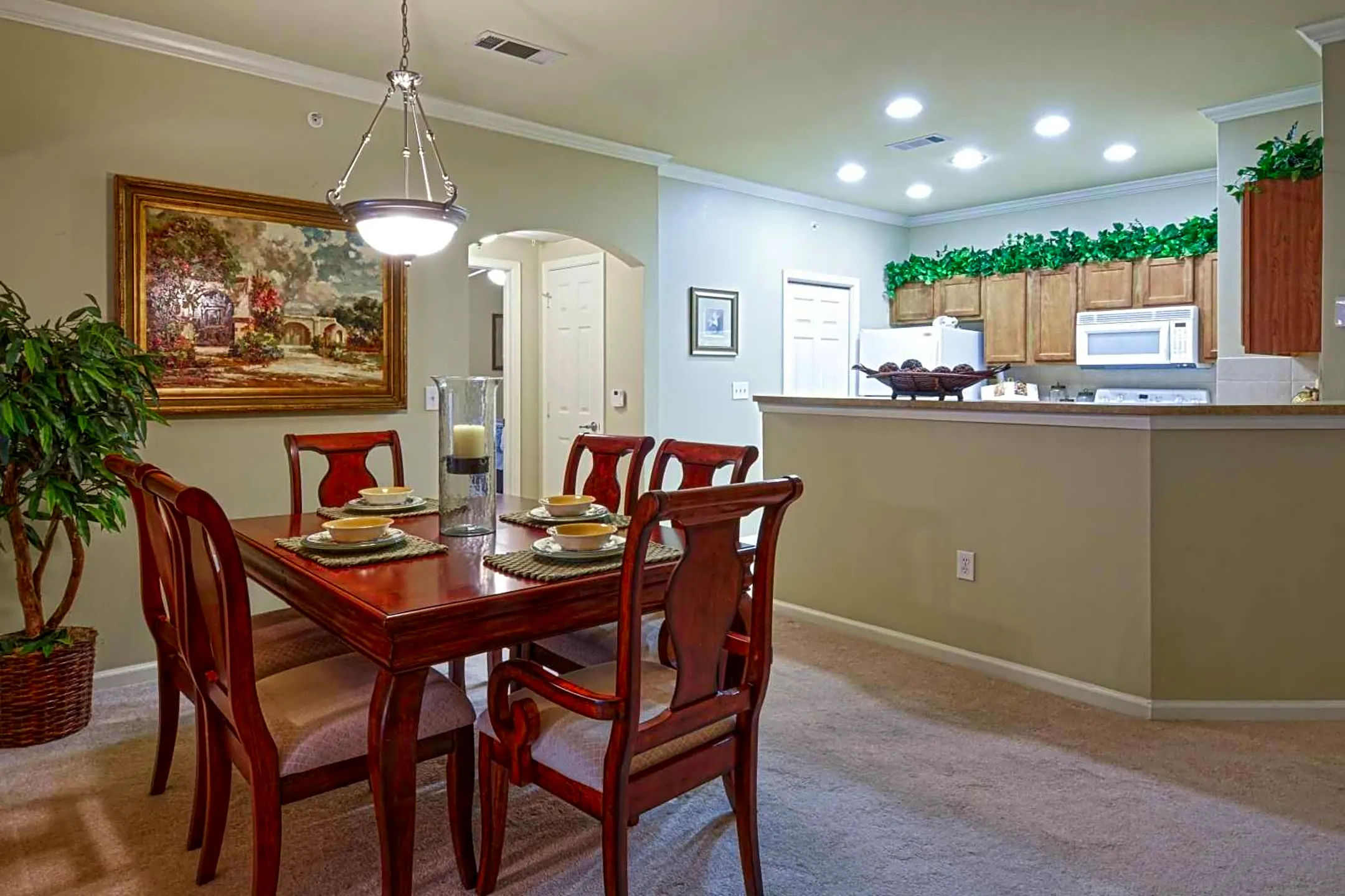 Dining Room - Arella Forest Active 62+ Senior Community - Conroe, TX