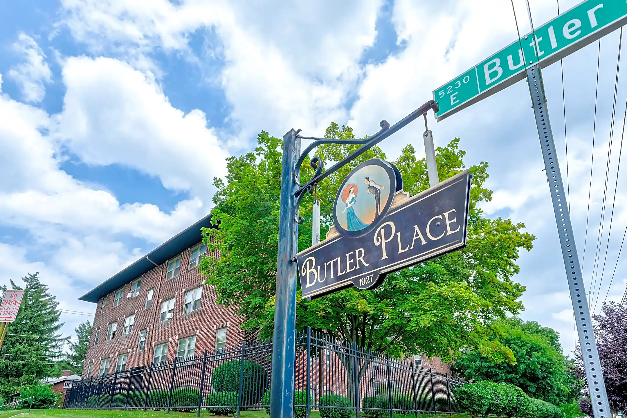 Community Signage - Butler Place - Indianapolis, IN