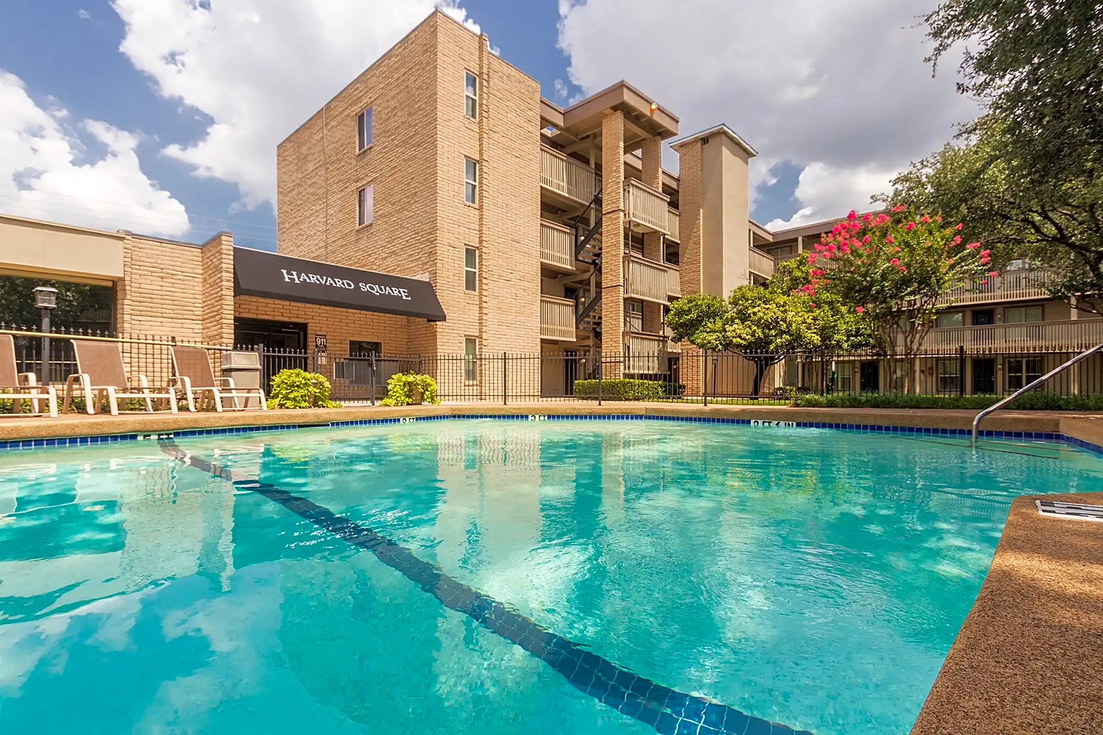harvard-square-6050-ridgecrest-rd-dallas-tx-apartments-for-rent