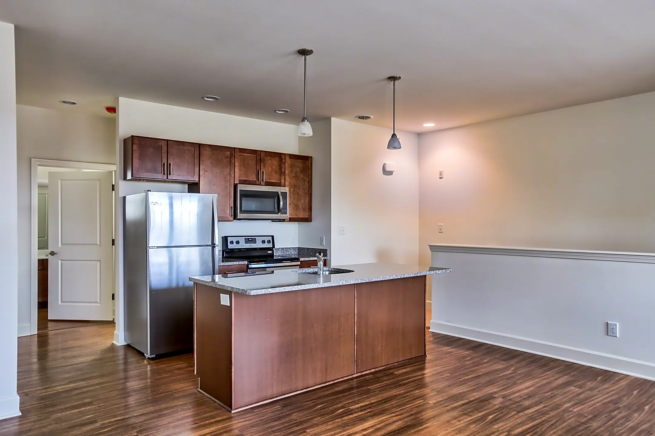 Iroquois Village Apartments Niskayuna, NY 12309