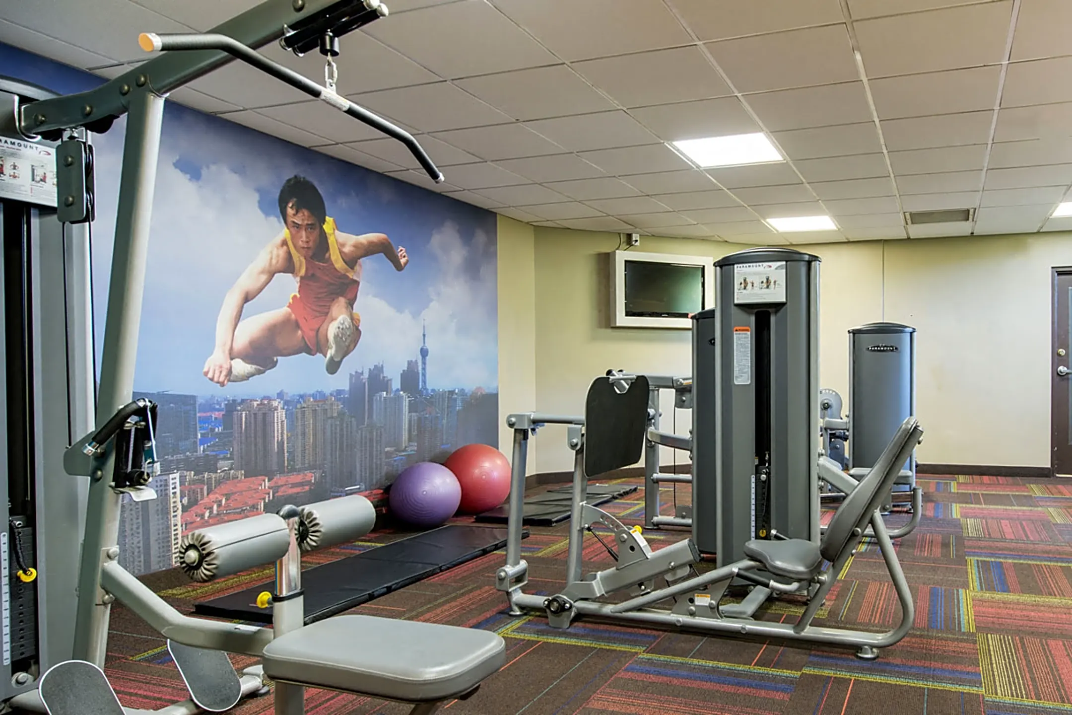 Medicine Lake Apartments Plymouth, MN 55441