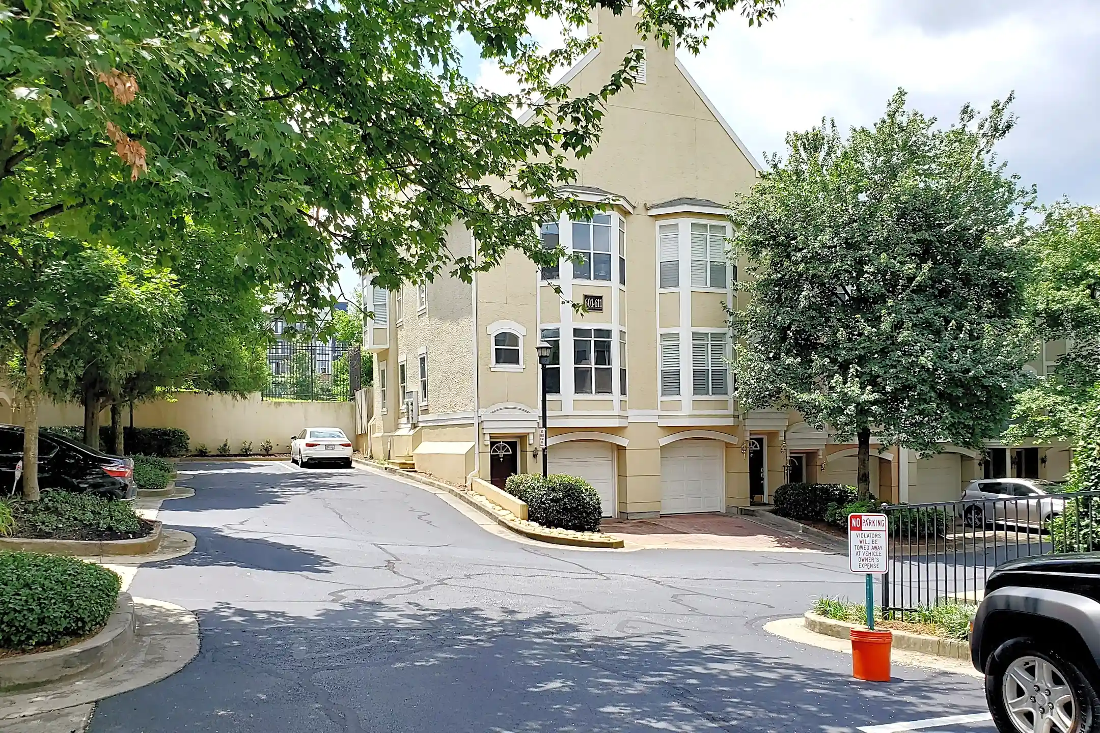 375 Highland Ave NE 375 Highland Ave NE unit 502 Atlanta, GA