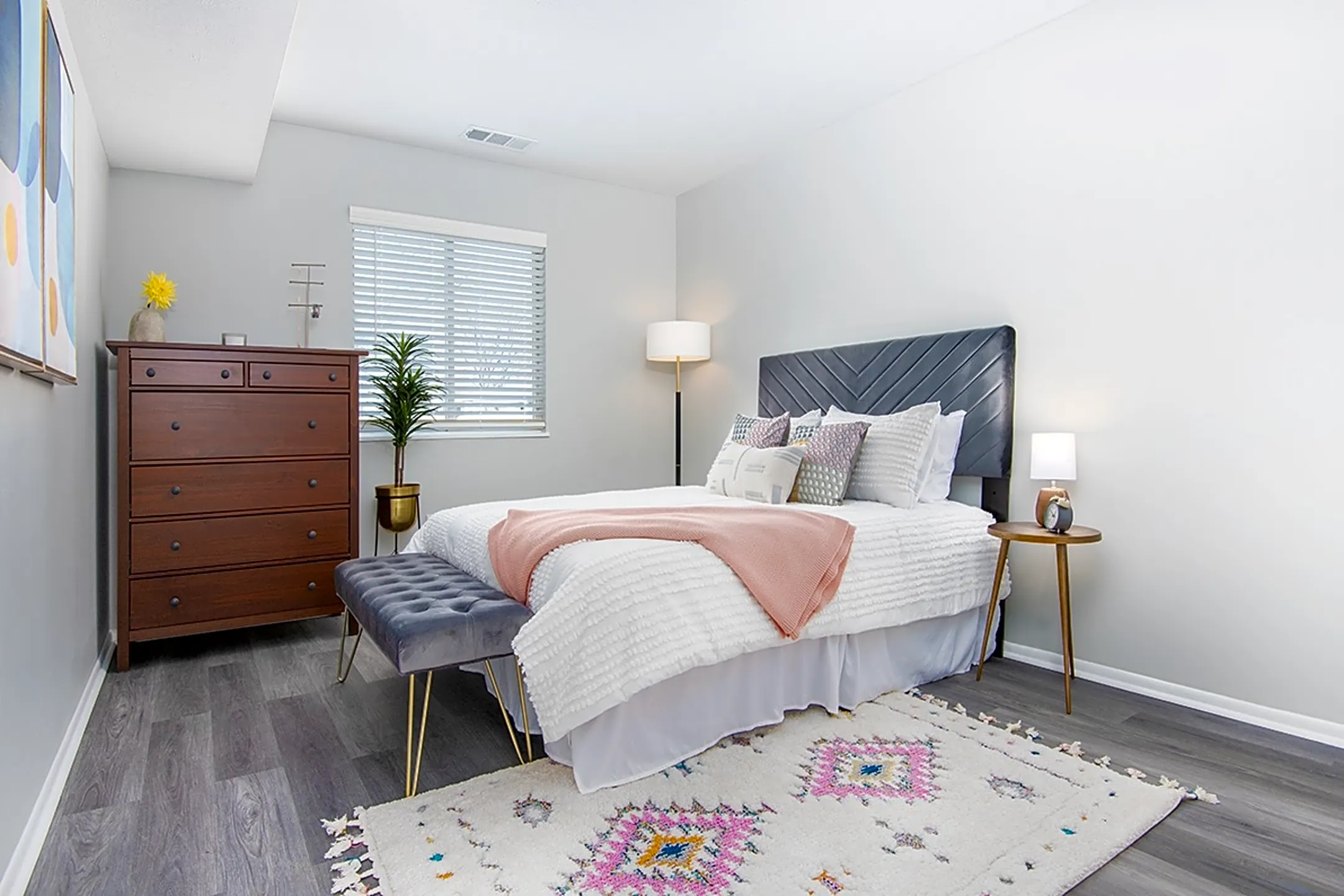 Bedroom - Riverbend Apartments - Indianapolis, IN