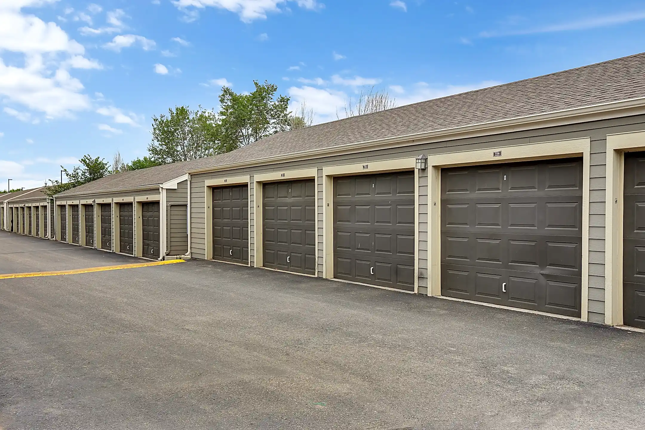 Platte View Landing 90 Miller Ave Brighton, CO Apartments for Rent