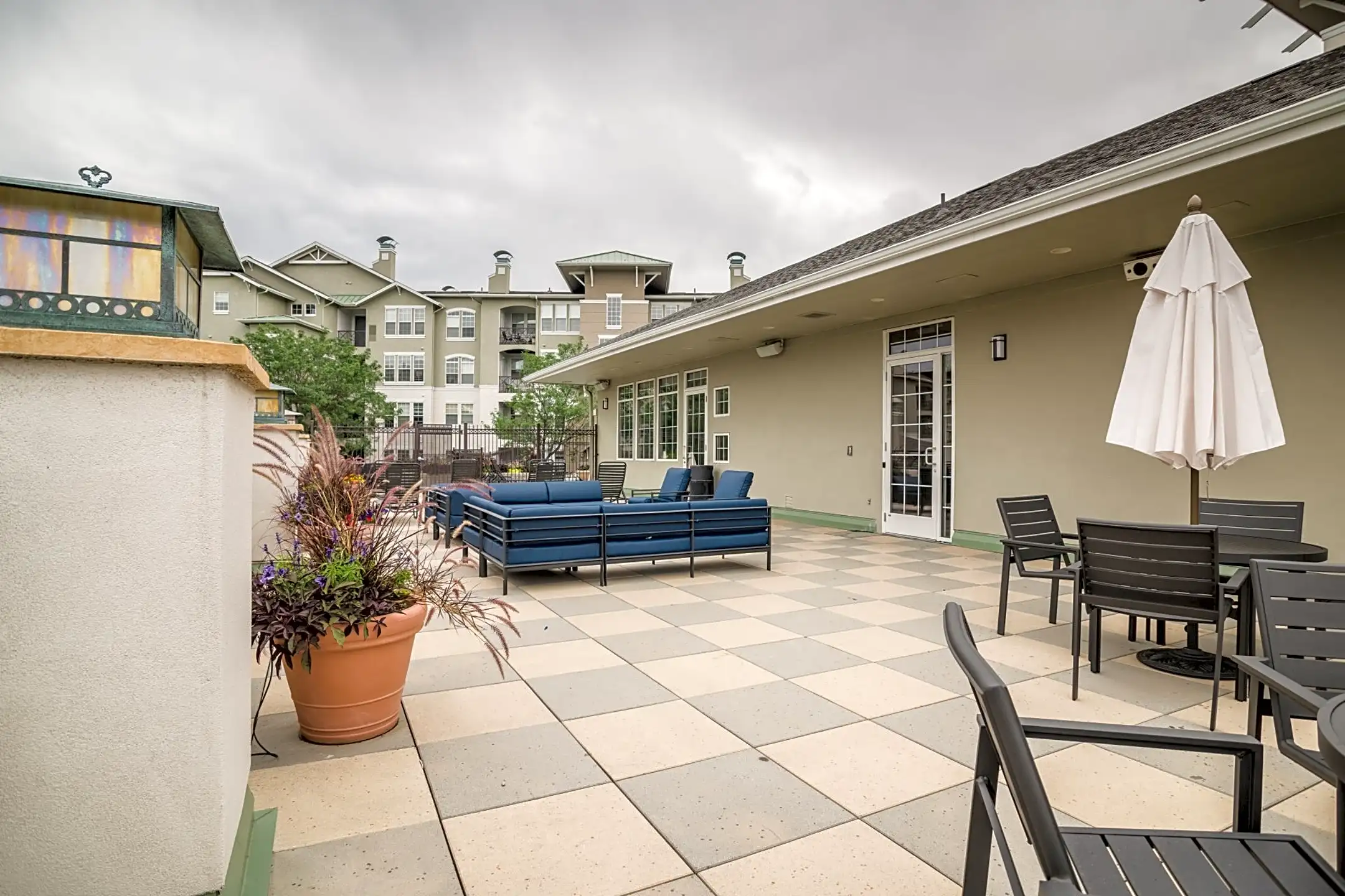 IMT Lone Tree Apartments 10047 Park Meadows Dr Lone Tree, CO