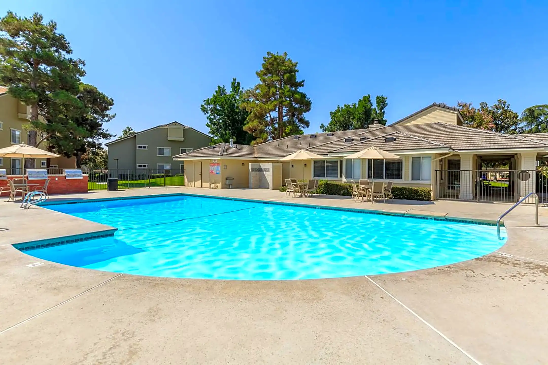 The Springs Apartment Homes Bakersfield, CA 93311