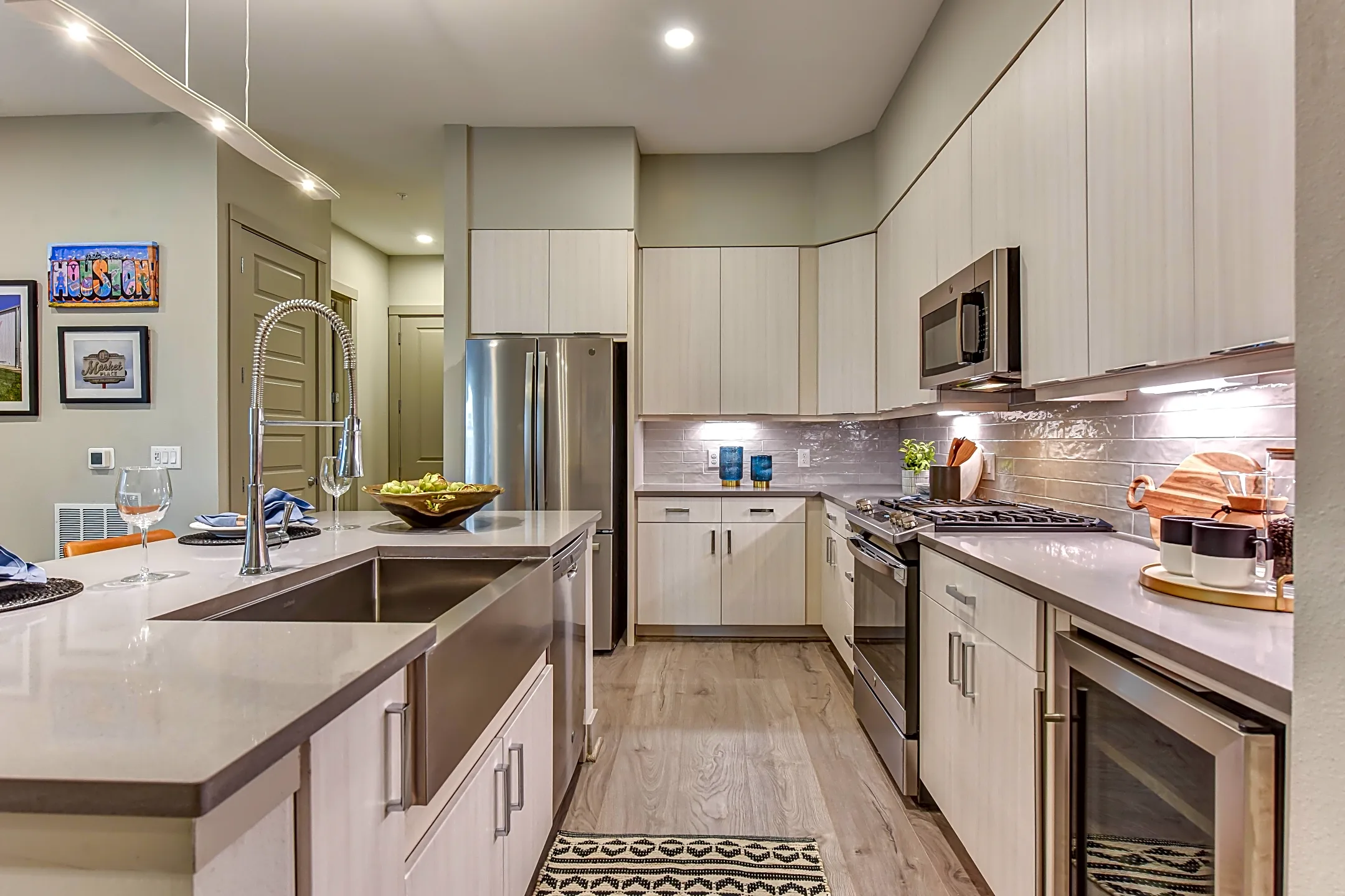 Kitchen - Domain Heights Apartments - Houston, TX