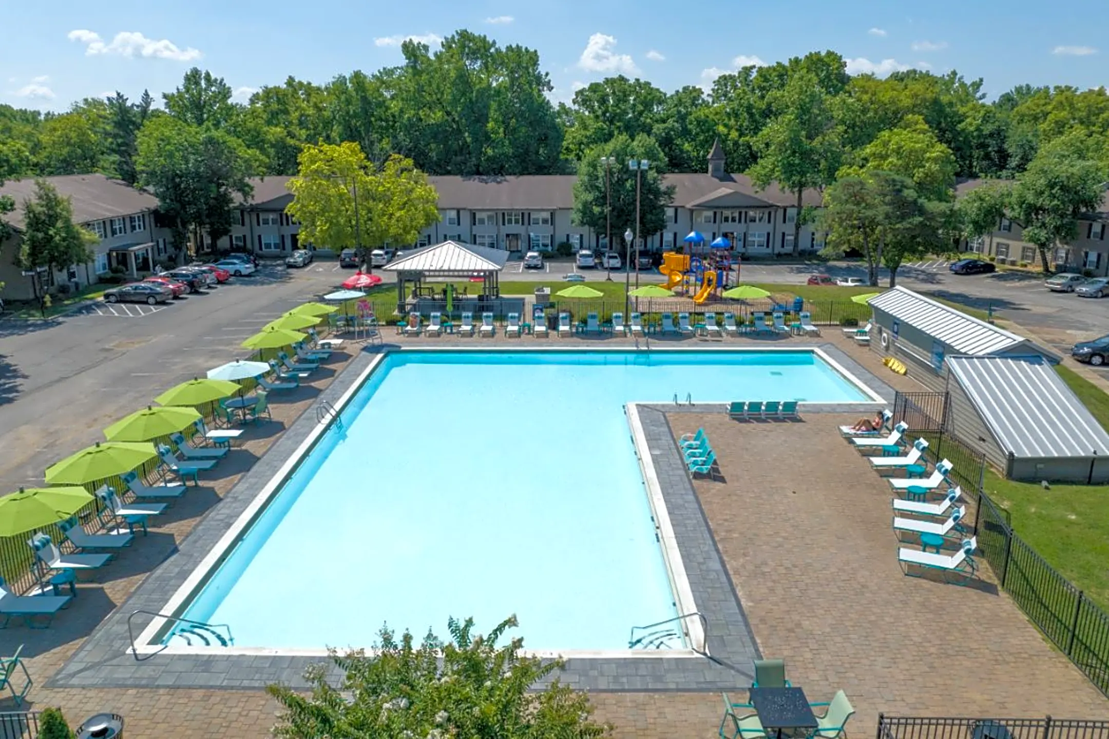 Pool - The Enclave at Breckenridge - Louisville, KY