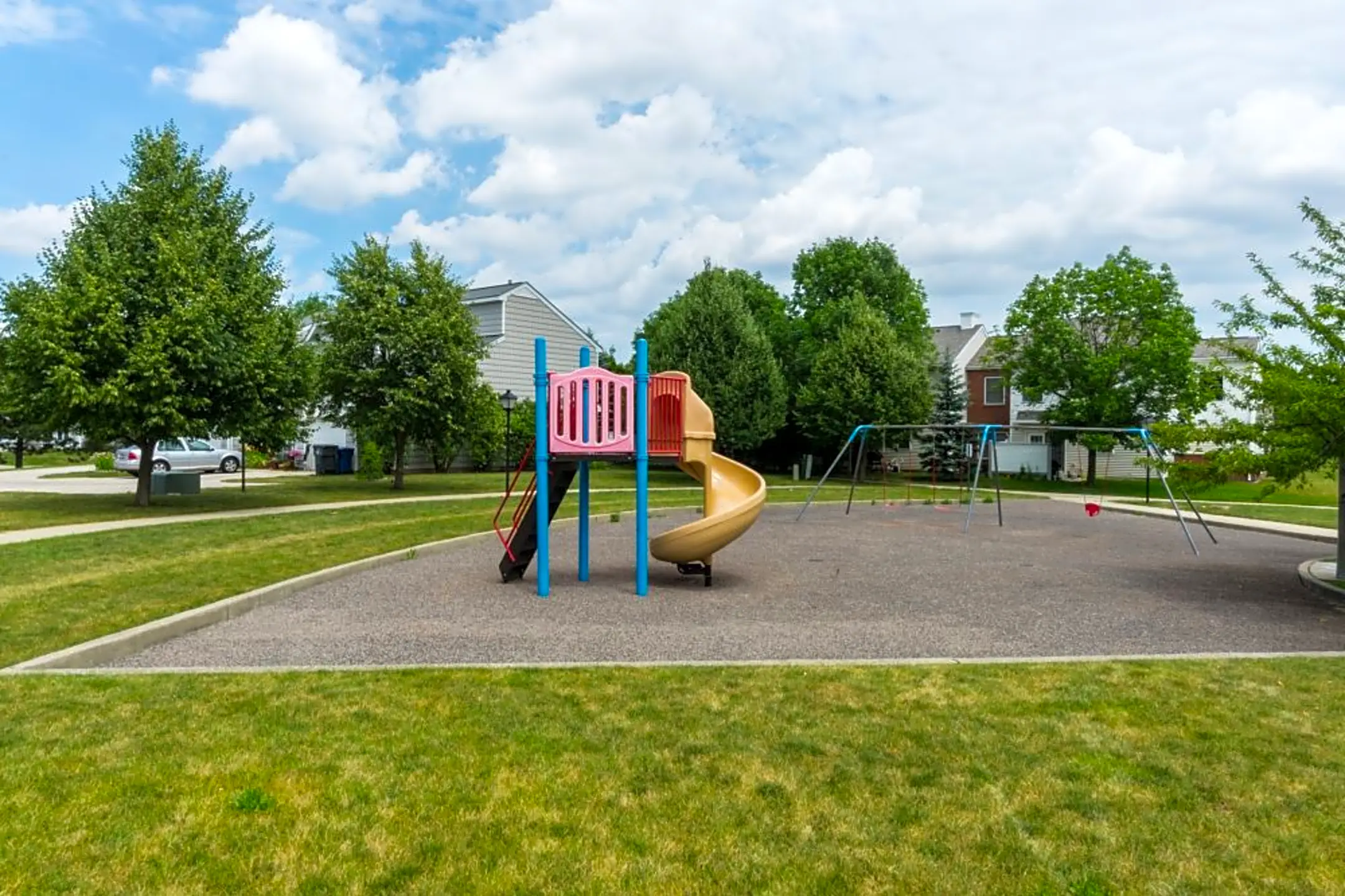 Glenview Village Apartments 901 Buccaneer Drive North Glenview, IL