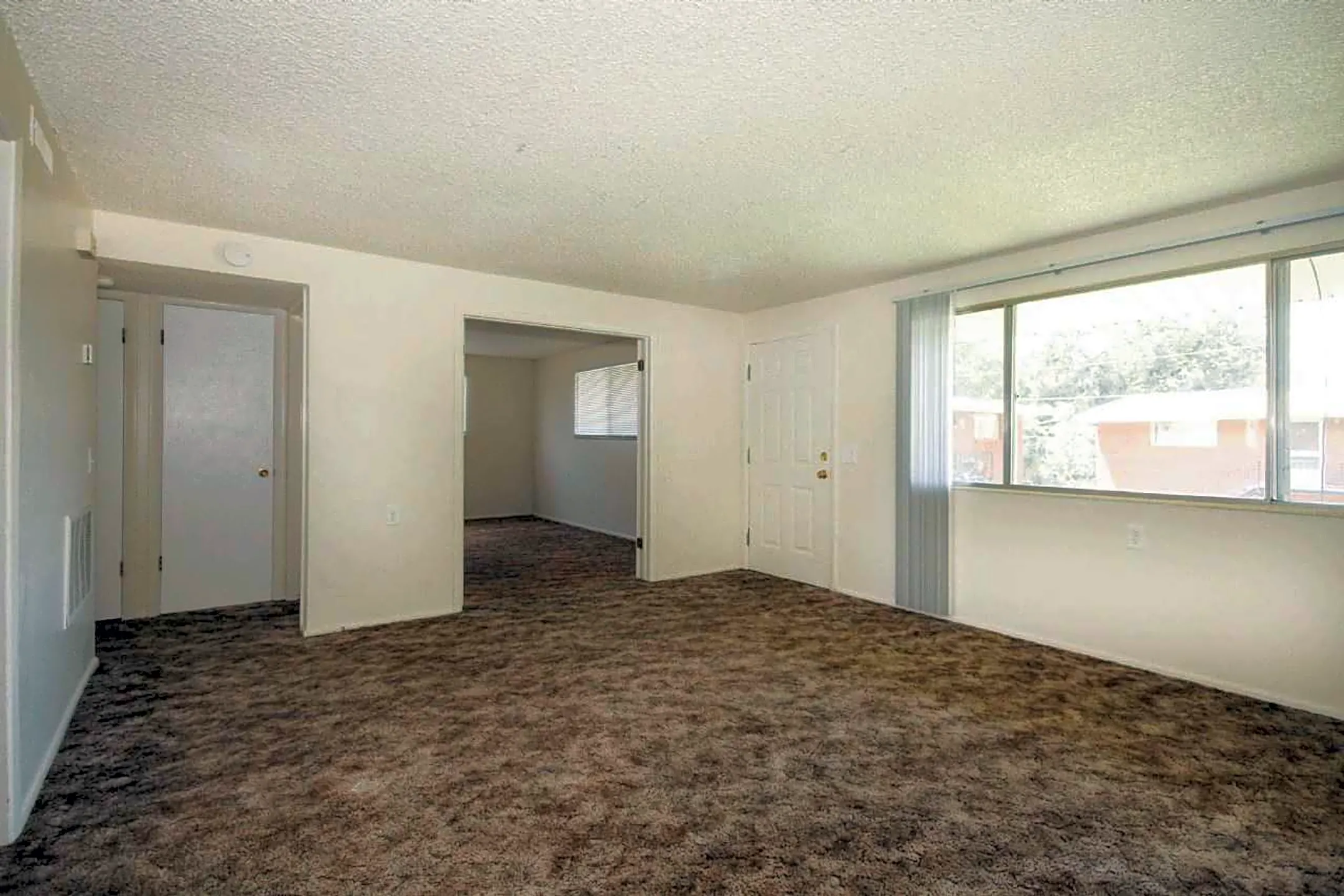 Clearfield Apartments - Clearfield, UT
