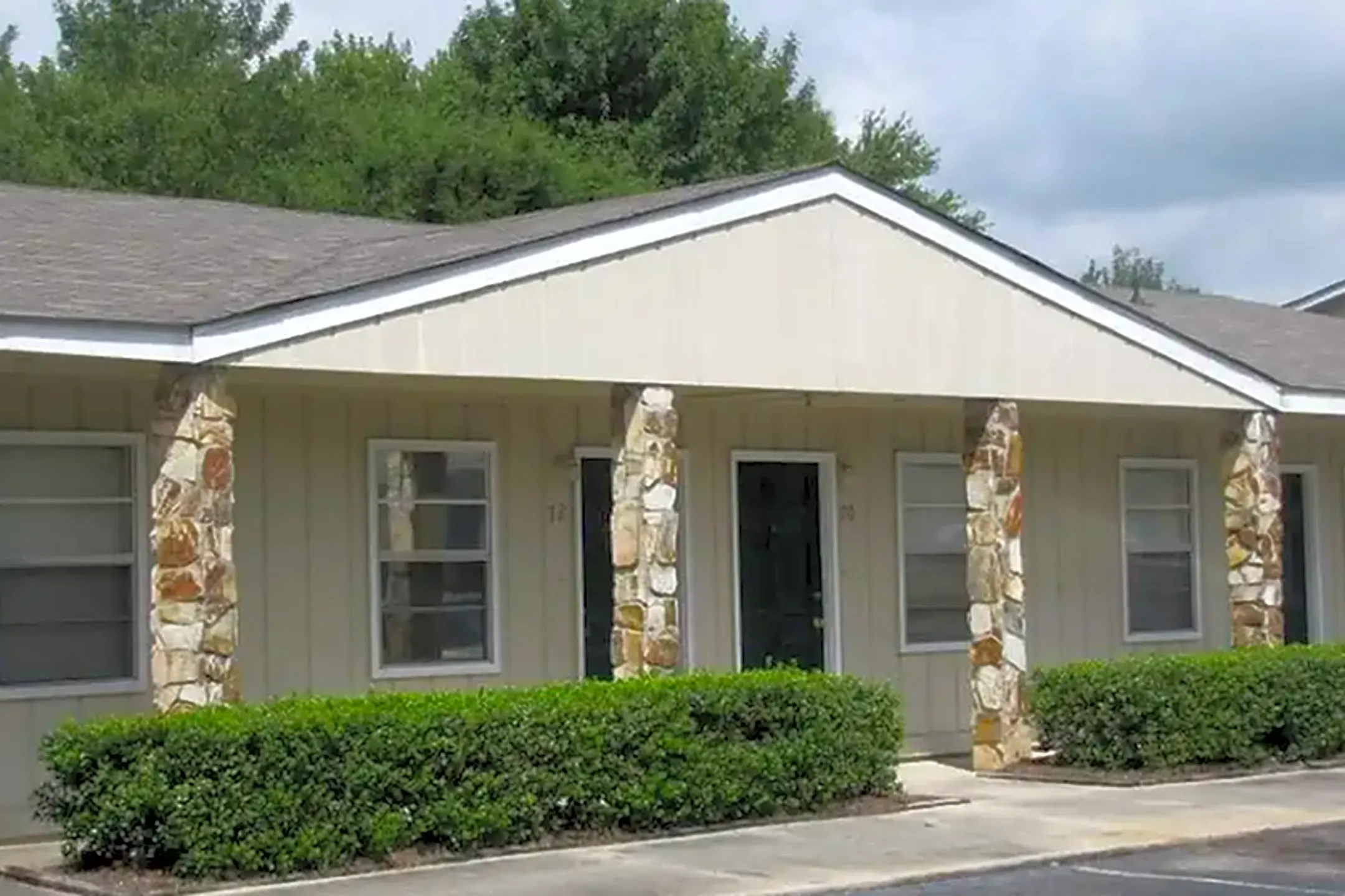 Stonehenge Apartment Homes Apartments Warner Robins, GA 31093